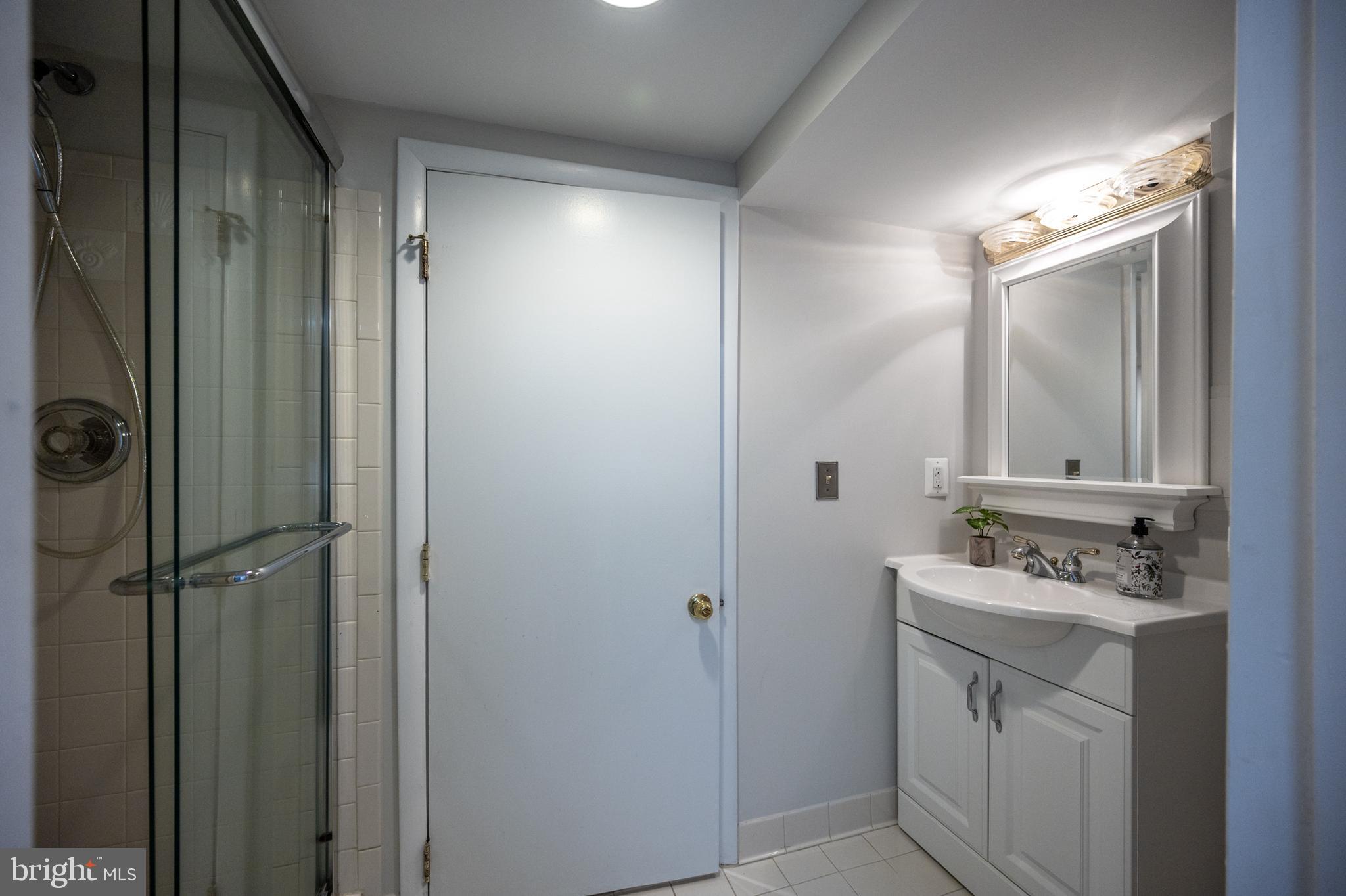 DEL RAY/ROSEMONT - Residential