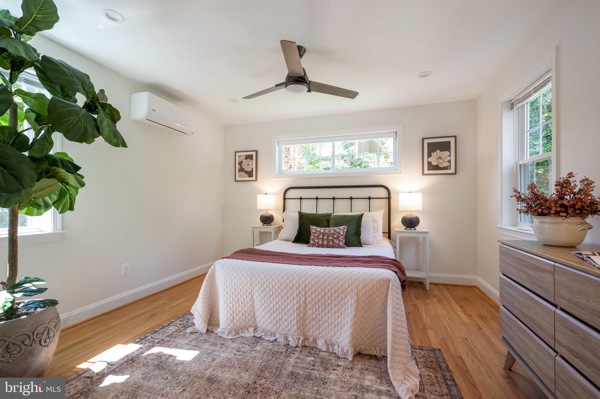 DEL RAY/ROSEMONT - Residential