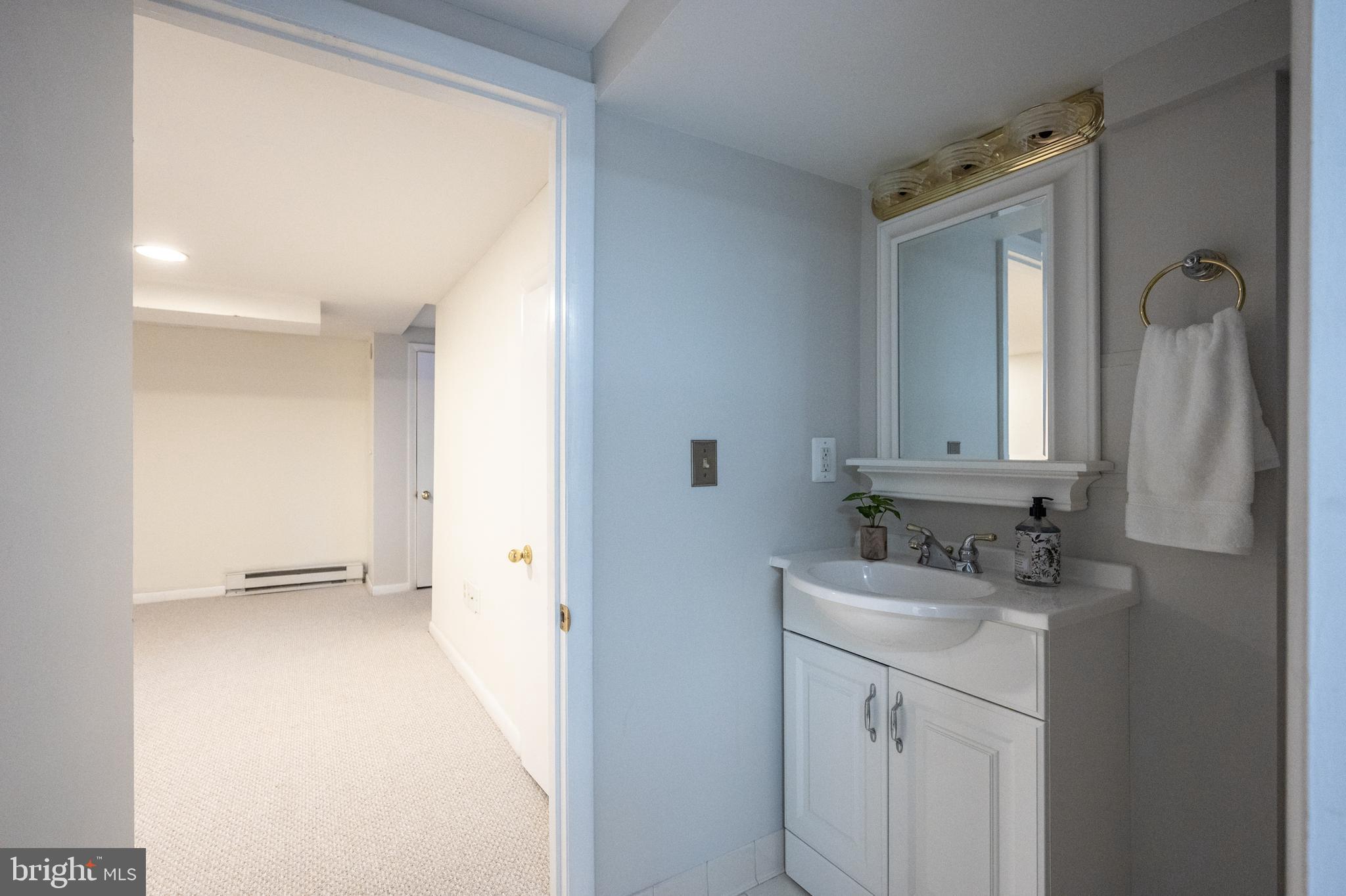 DEL RAY/ROSEMONT - Residential