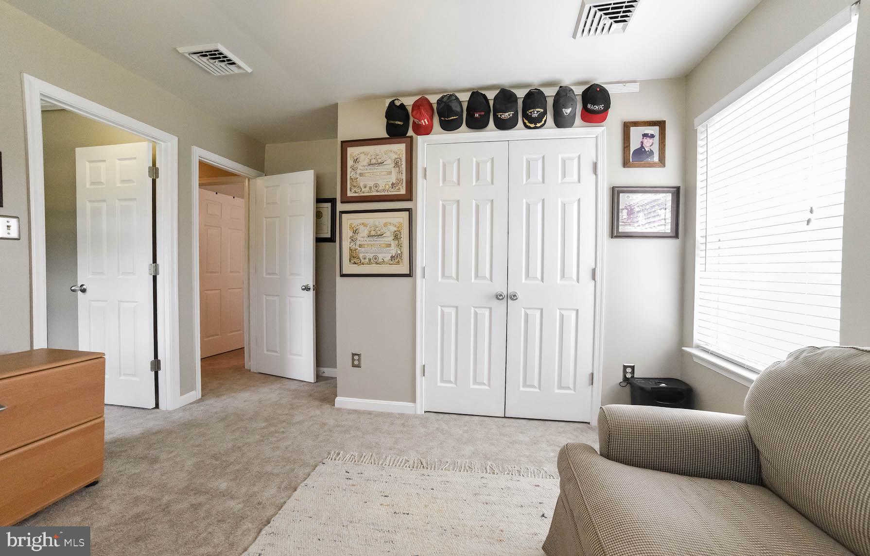 ALGONQUIN VILLAGE - Residential