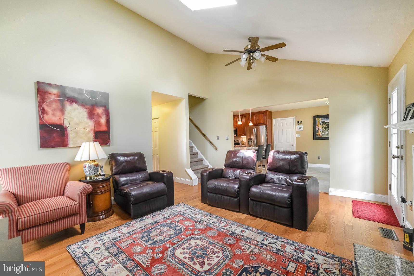 ALGONQUIN VILLAGE - Residential