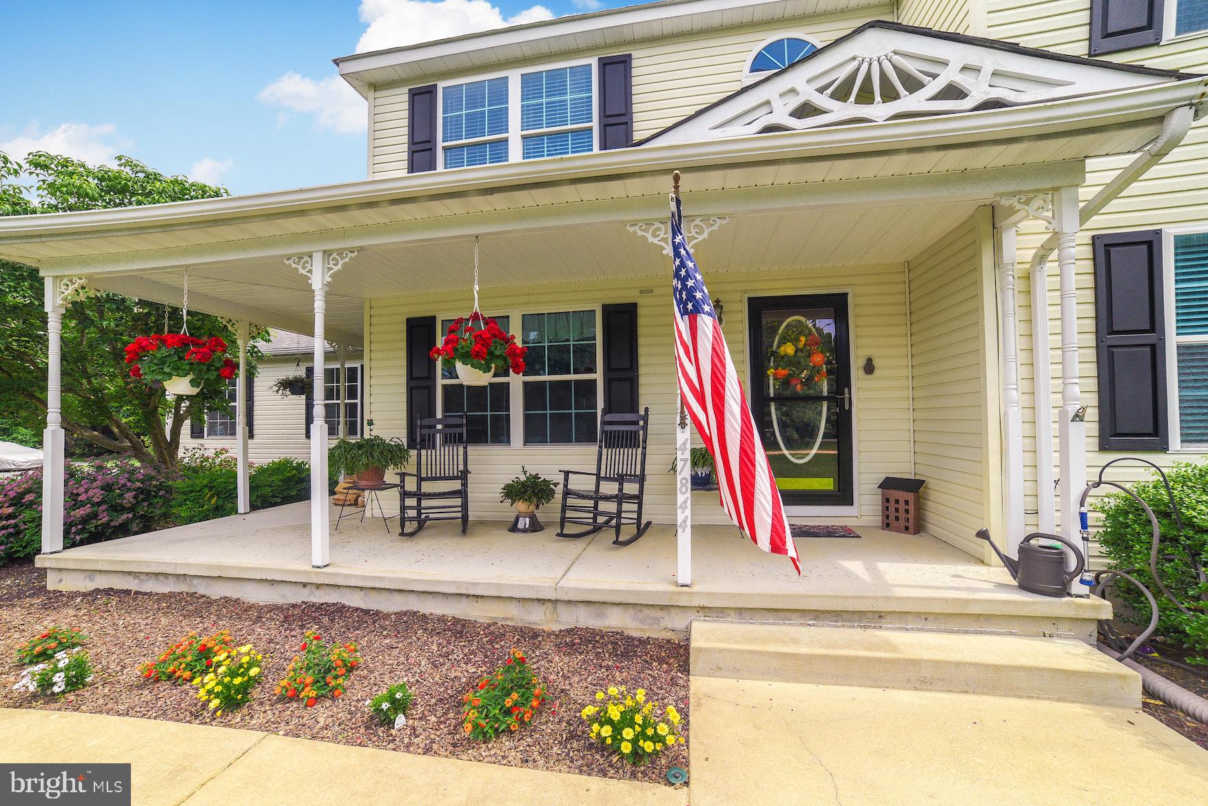 ALGONQUIN VILLAGE - Residential