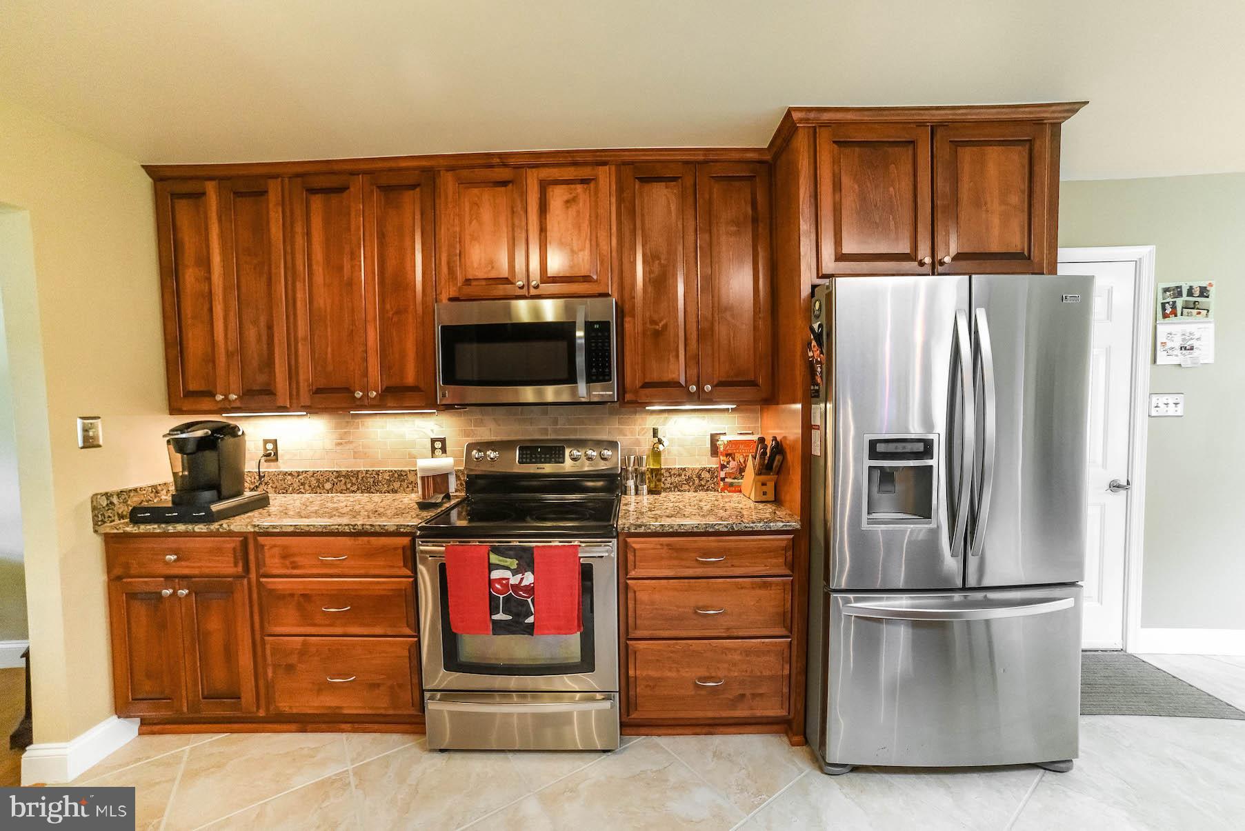 ALGONQUIN VILLAGE - Residential