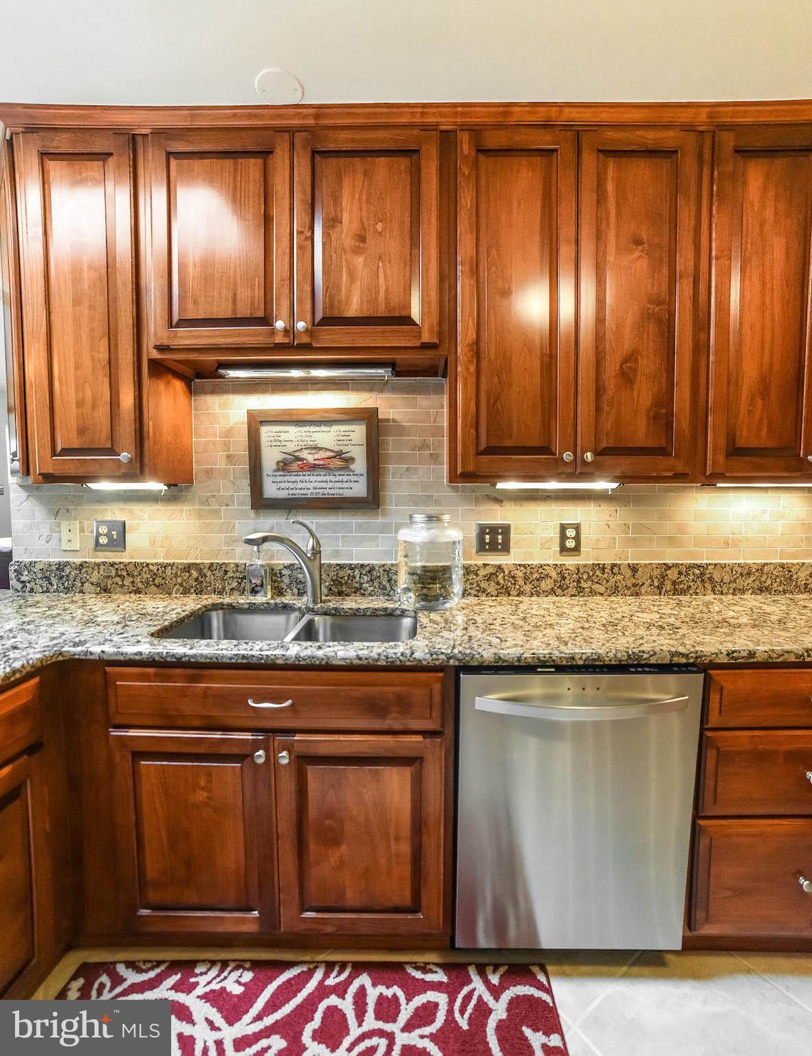 ALGONQUIN VILLAGE - Residential