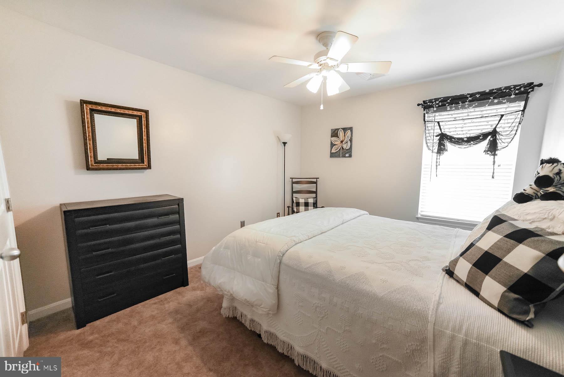 ALGONQUIN VILLAGE - Residential