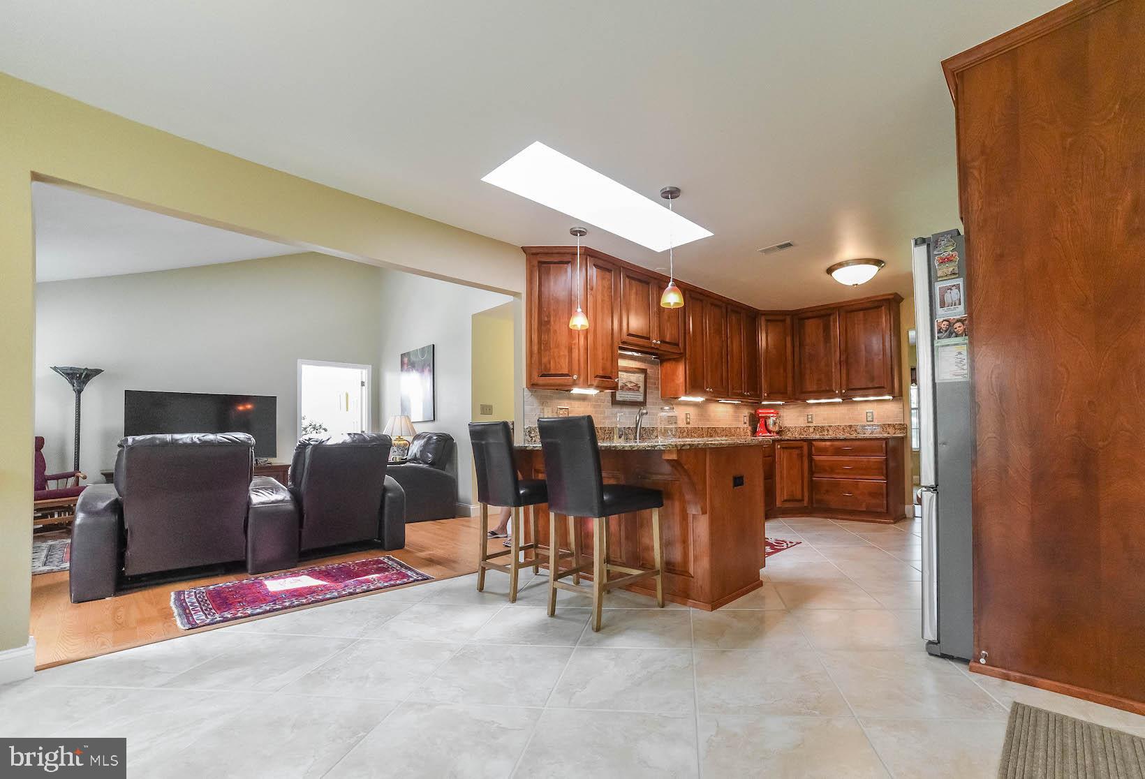 ALGONQUIN VILLAGE - Residential