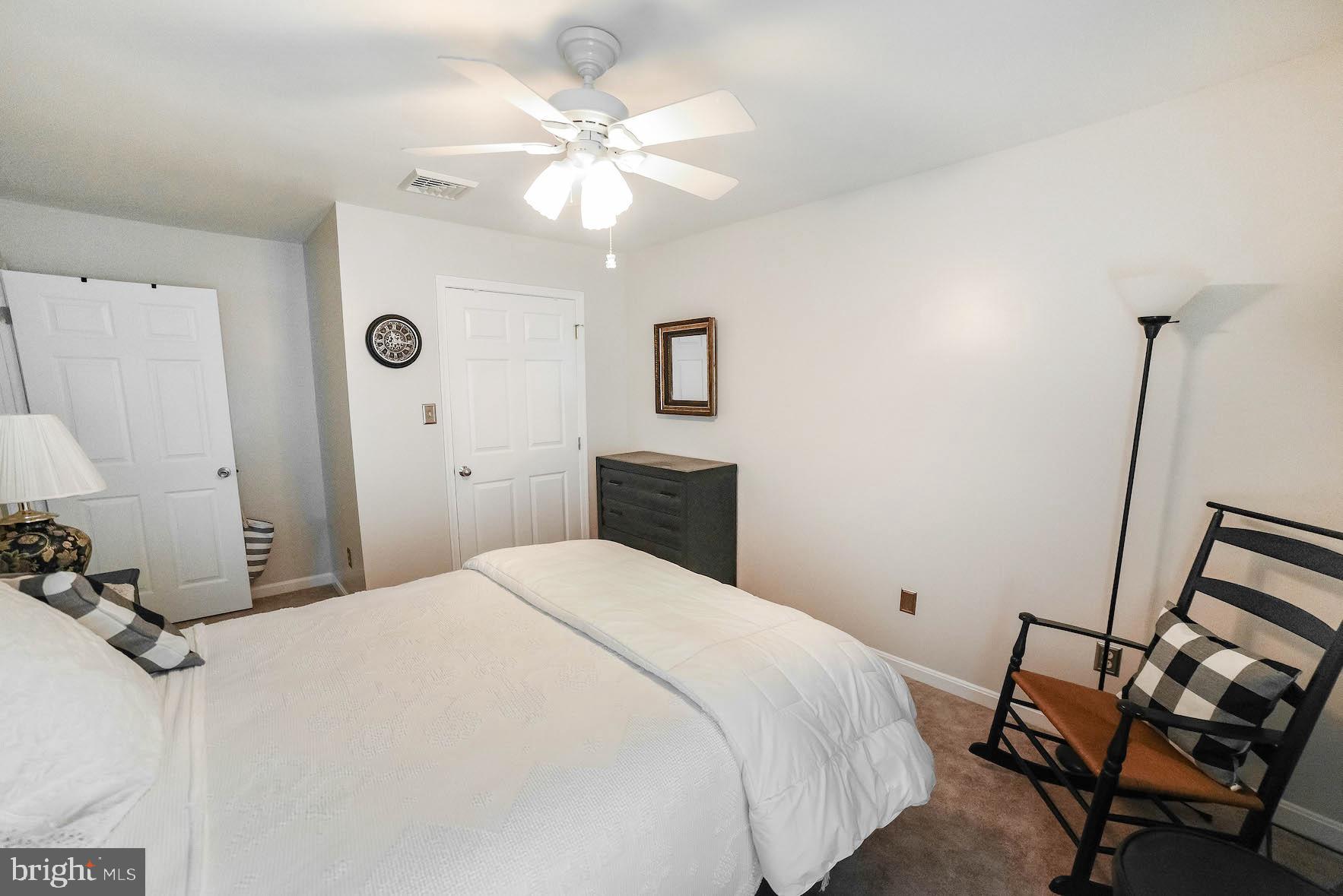 ALGONQUIN VILLAGE - Residential