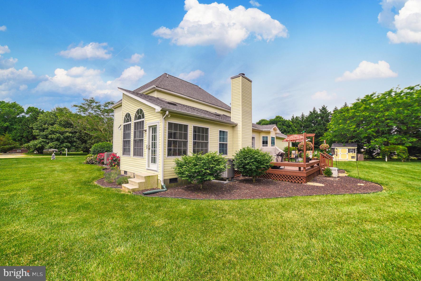 ALGONQUIN VILLAGE - Residential