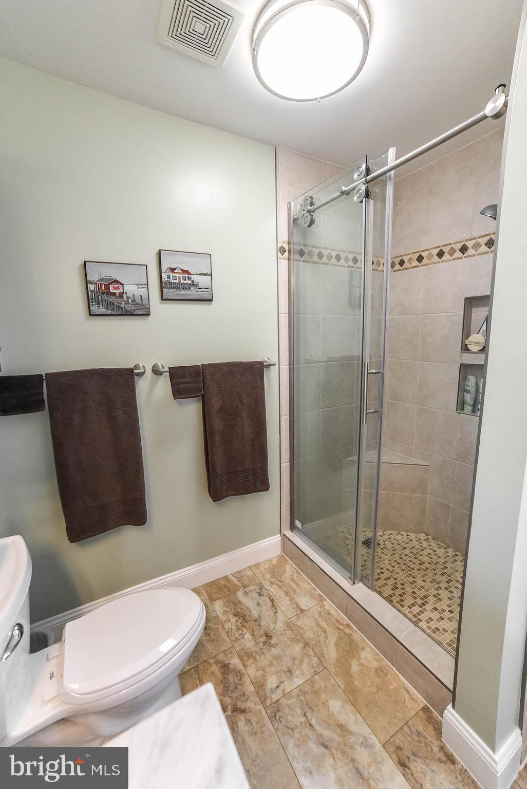 ALGONQUIN VILLAGE - Residential