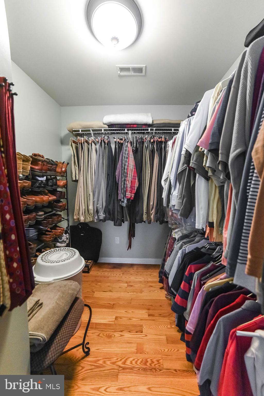 ALGONQUIN VILLAGE - Residential