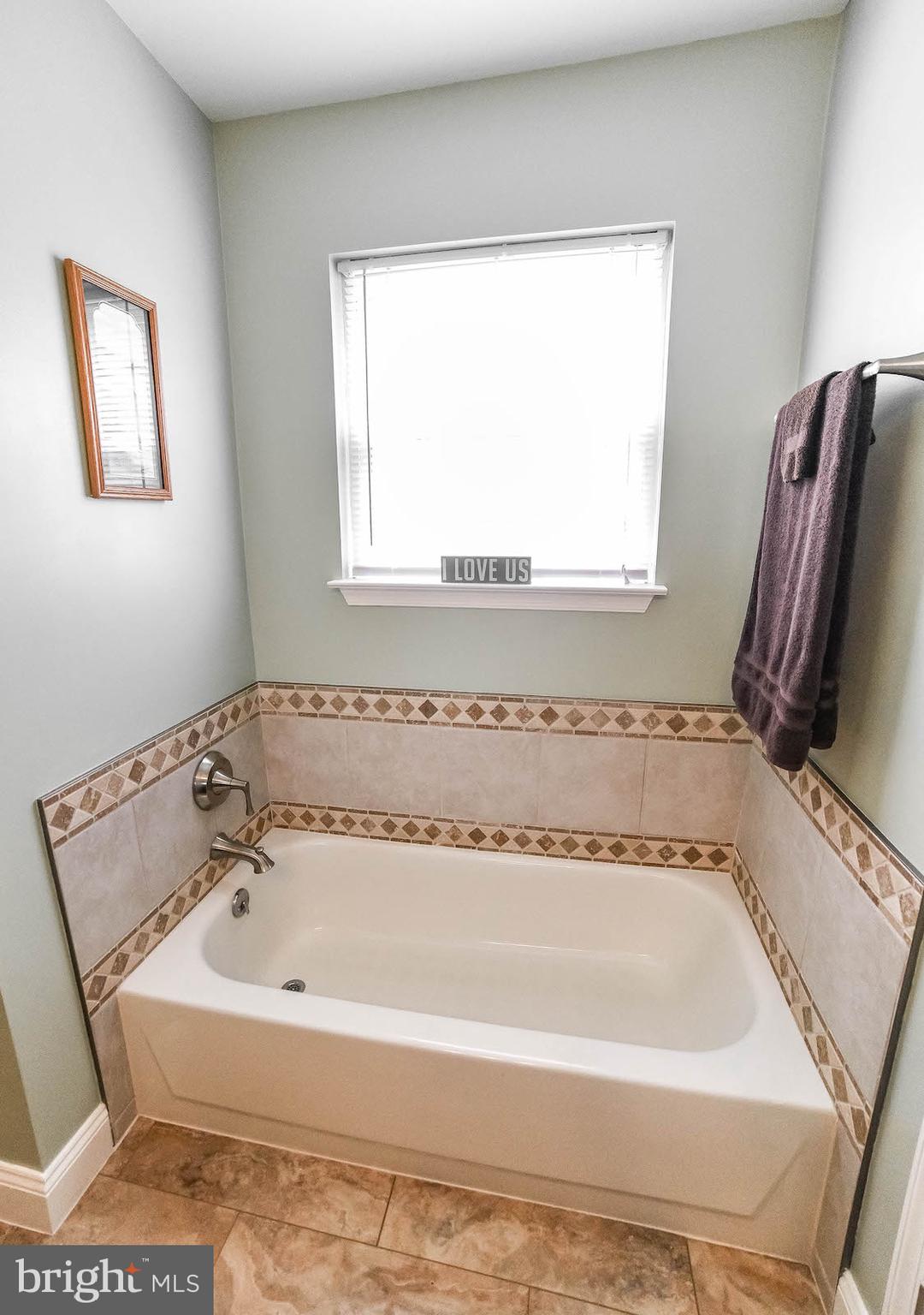 ALGONQUIN VILLAGE - Residential