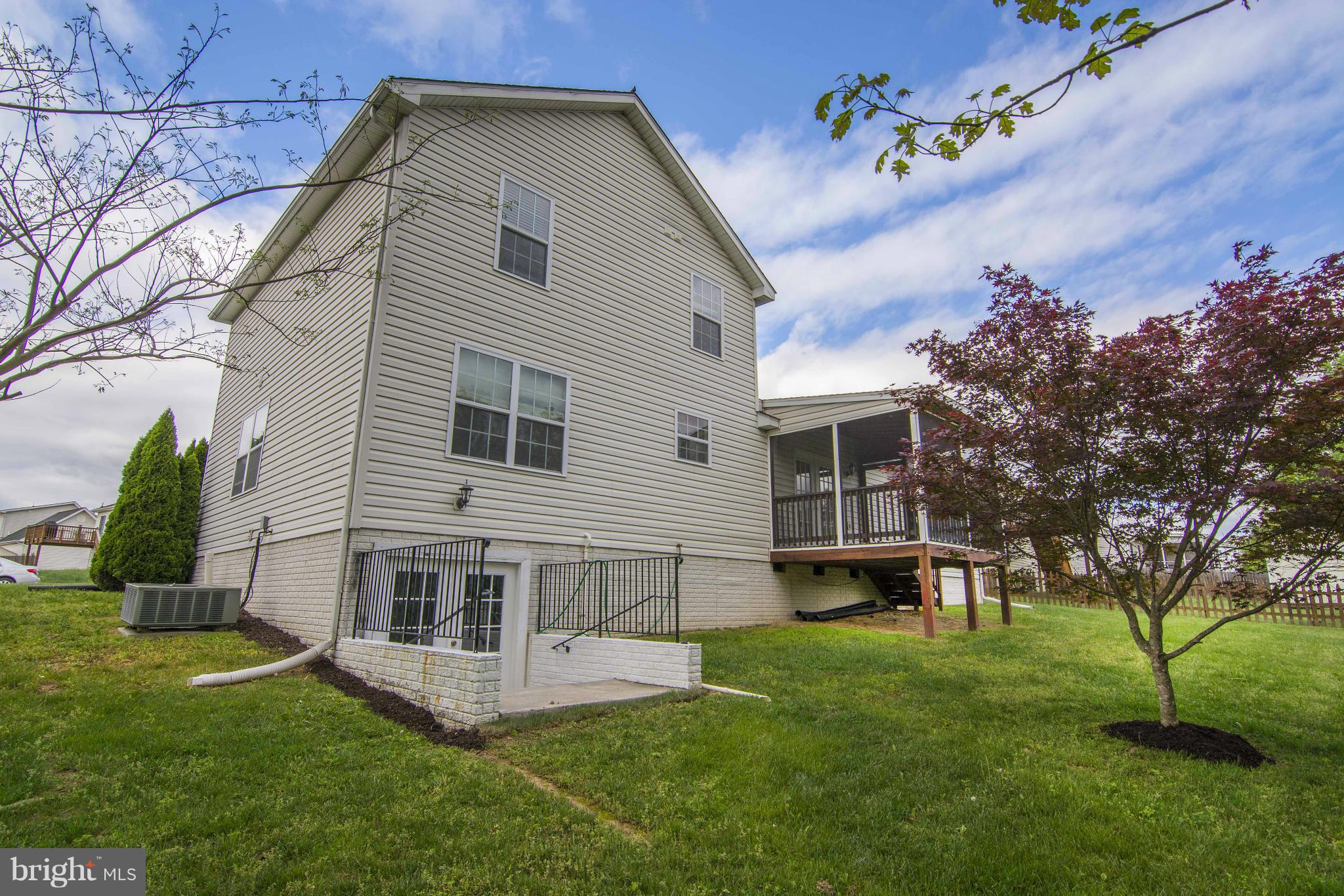 INWOOD MEADOWS - Residential