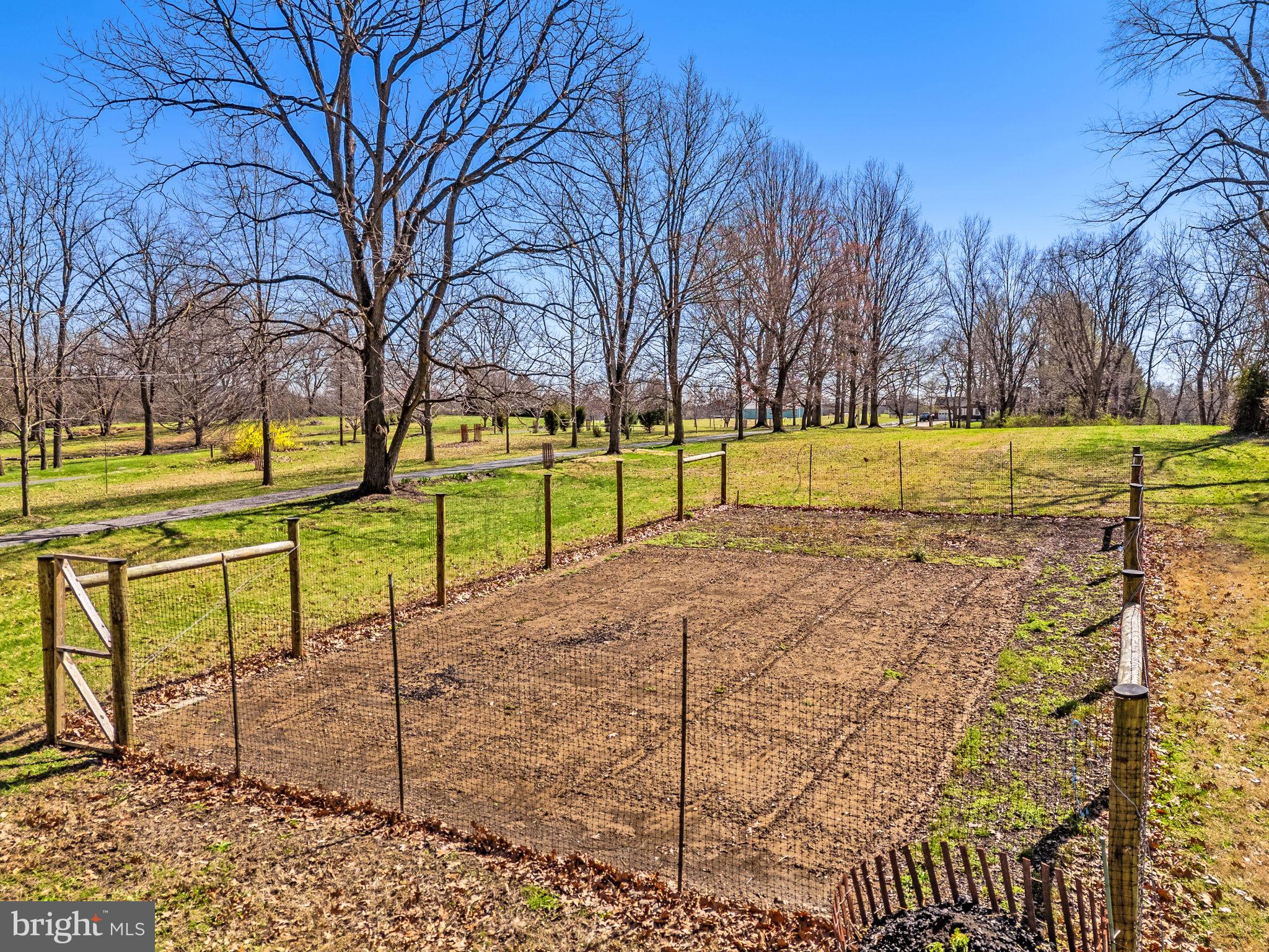 SHEPHERDSTOWN - Residential