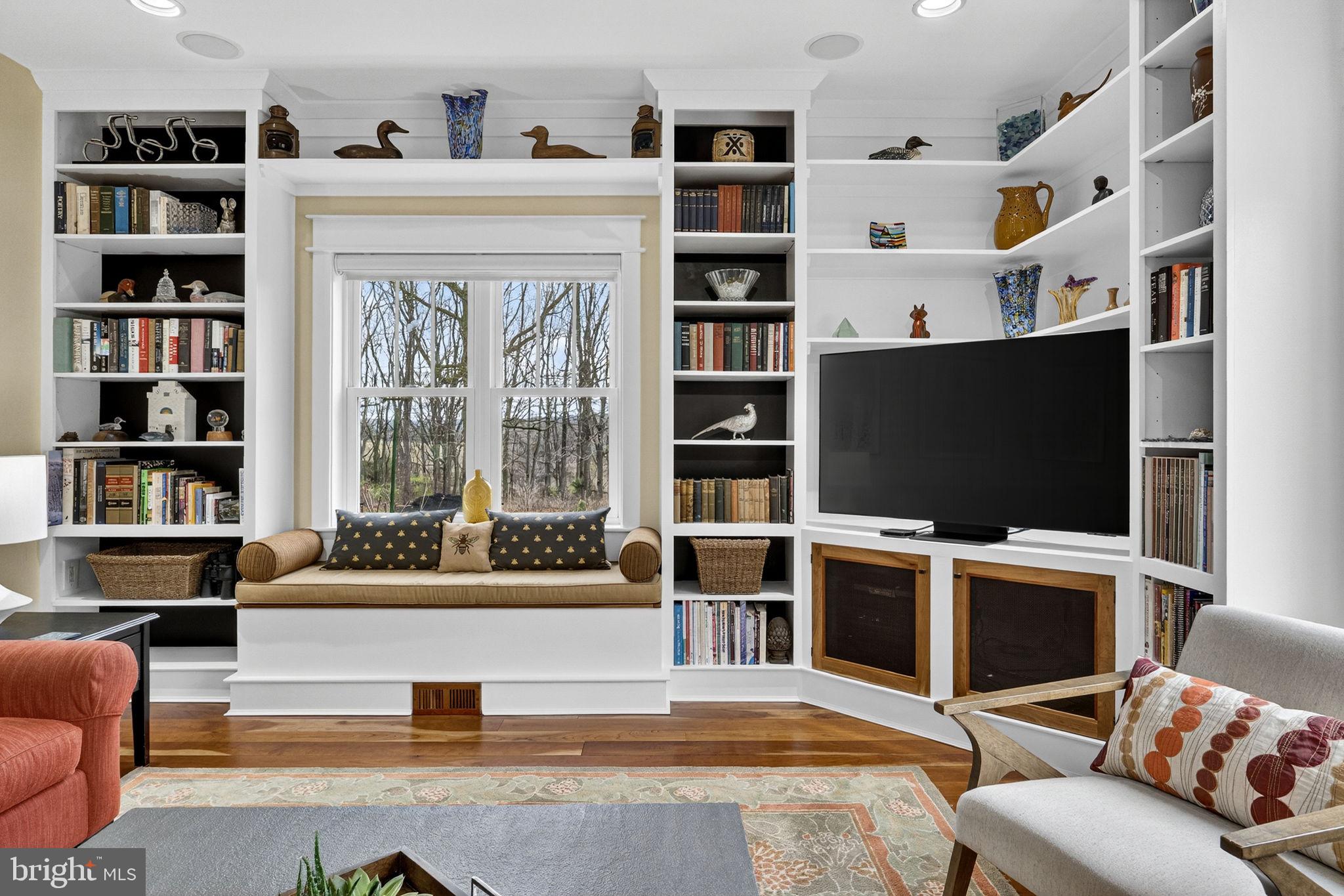 SHEPHERDSTOWN - Residential