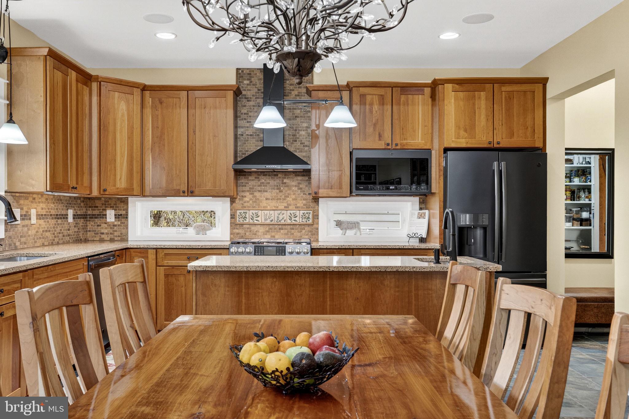 SHEPHERDSTOWN - Residential