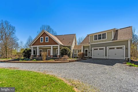 6864/6860 ENGLE MOLERS ROAD SHEPHERDSTOWN WV 25443