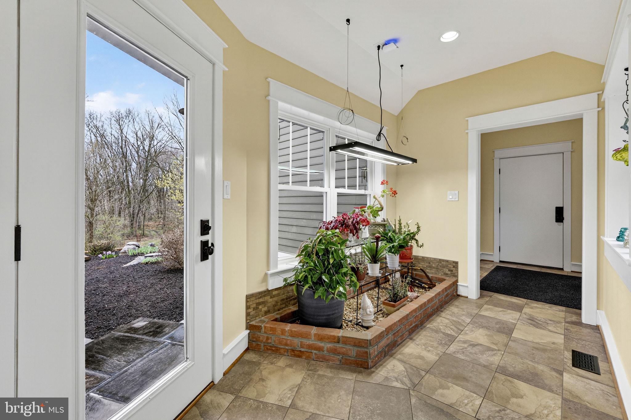 SHEPHERDSTOWN - Residential