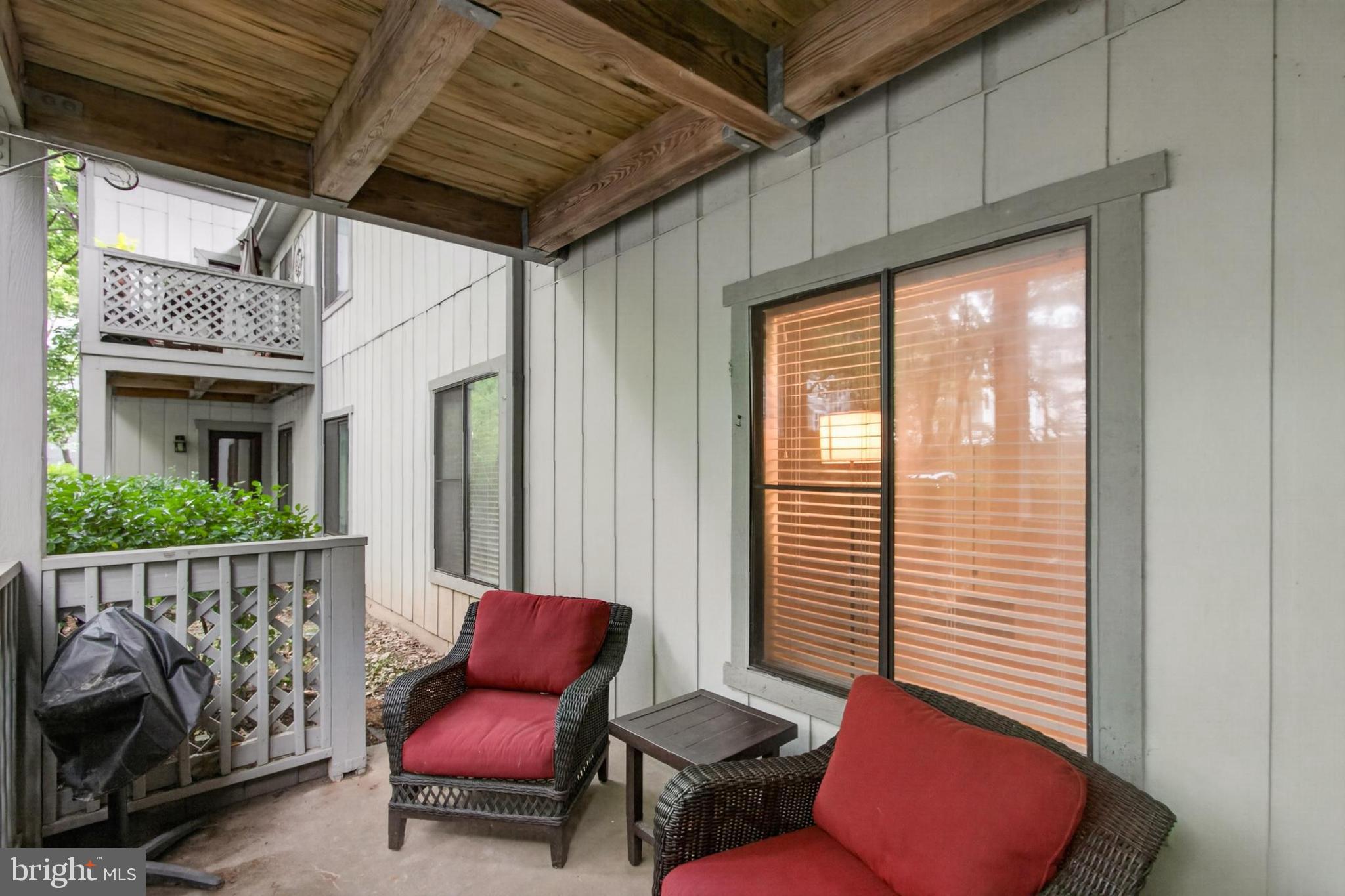 HUNTERS CROSSING - Residential