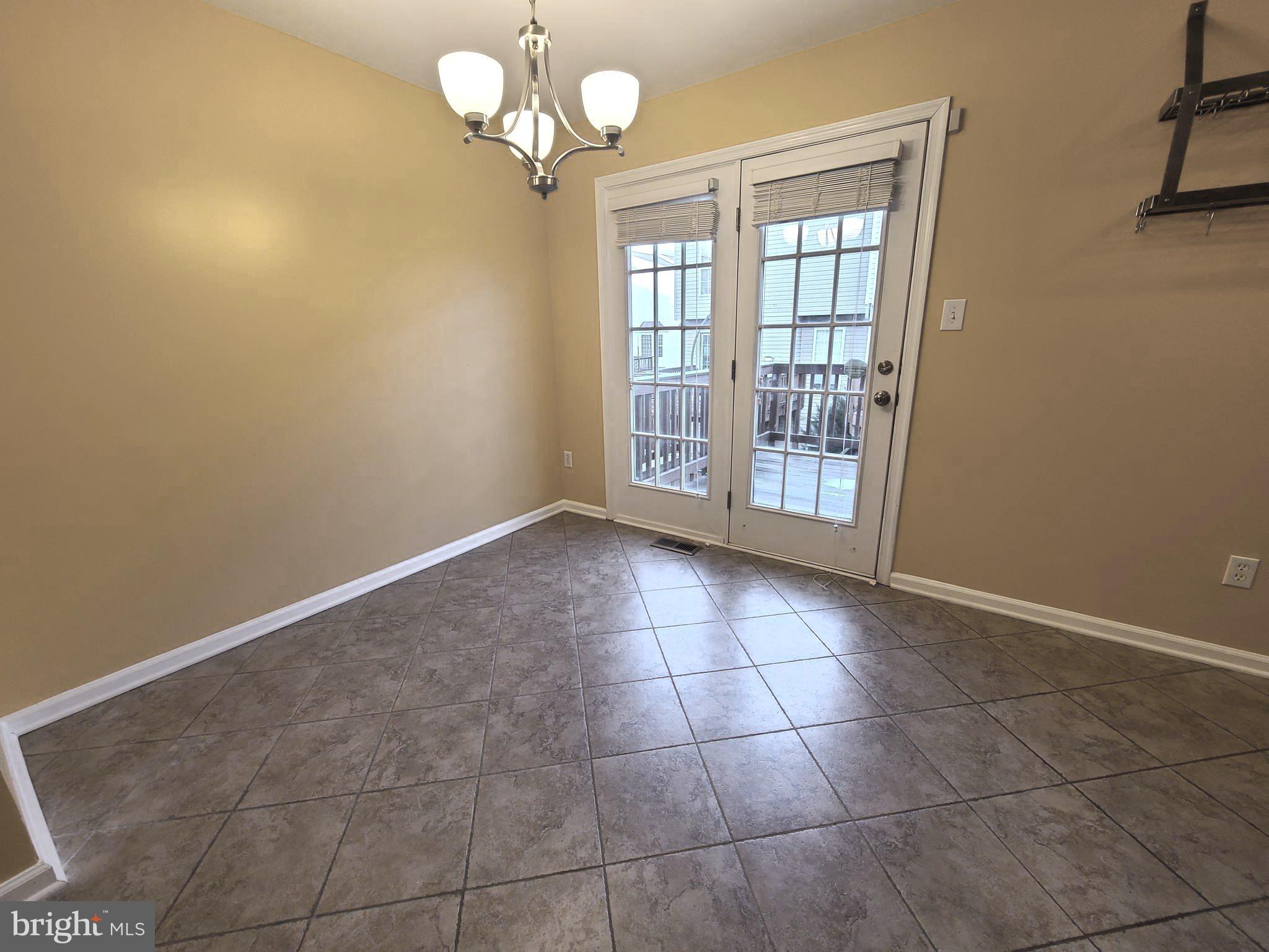 JAPONICA - Residential