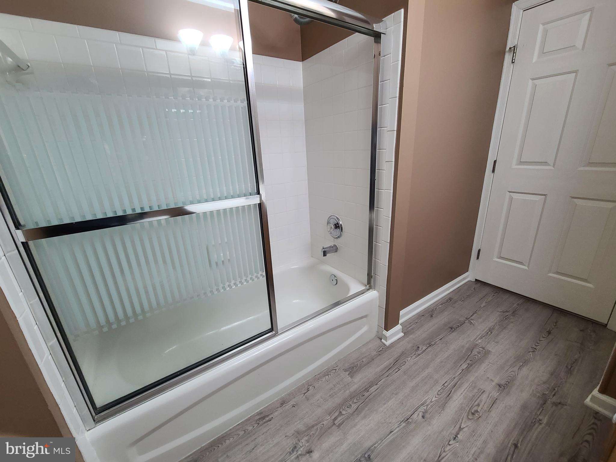 JAPONICA - Residential