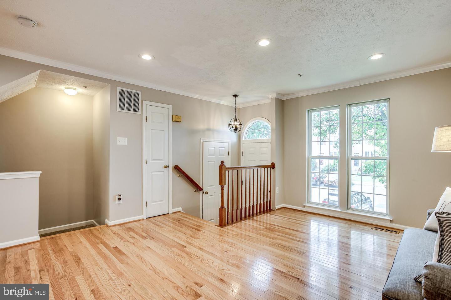 VILLAGE OF PAWNEE - Residential Lease