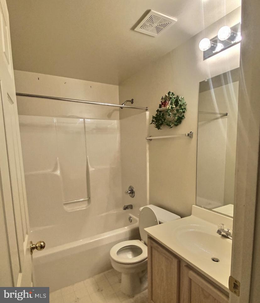 SUBURBIA - Residential