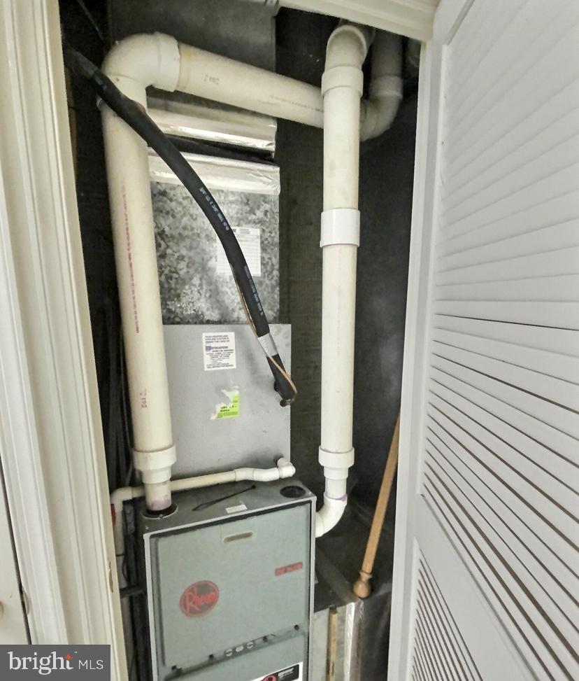 SUBURBIA - Residential