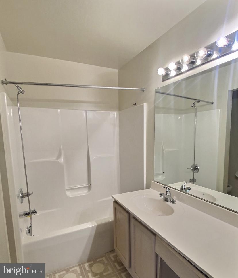 SUBURBIA - Residential