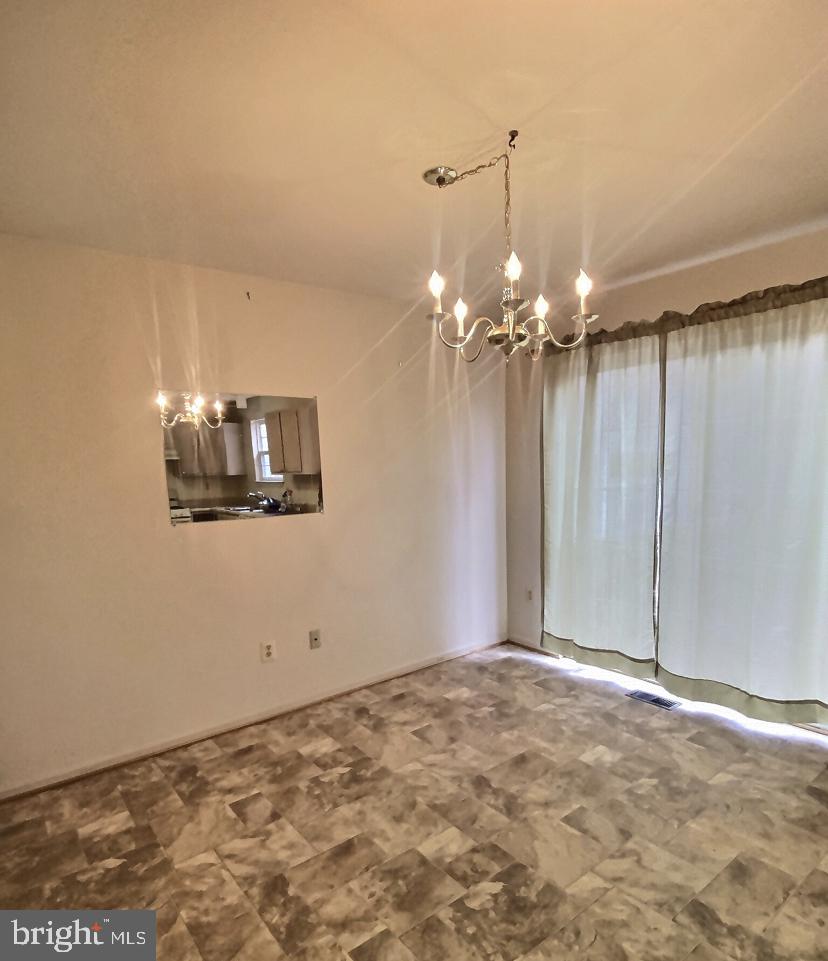 SUBURBIA - Residential