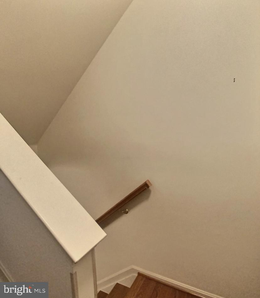 SUBURBIA - Residential