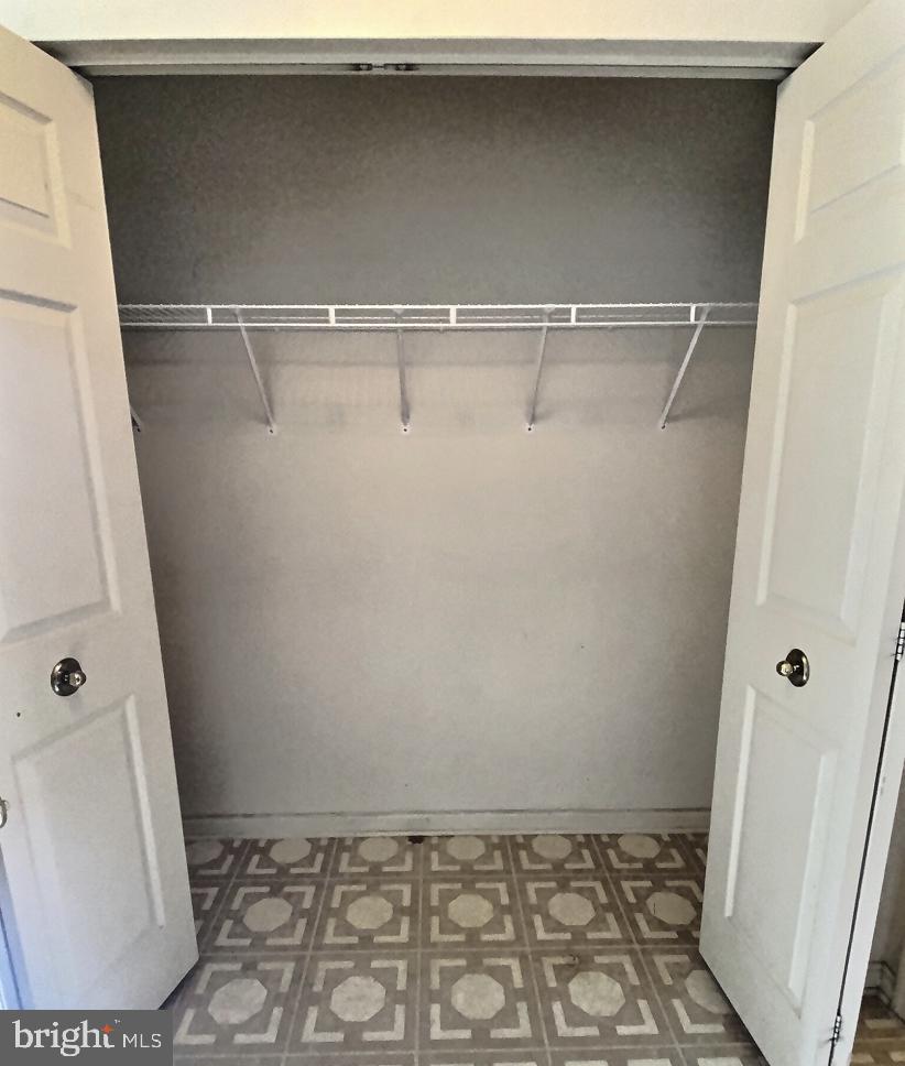 SUBURBIA - Residential