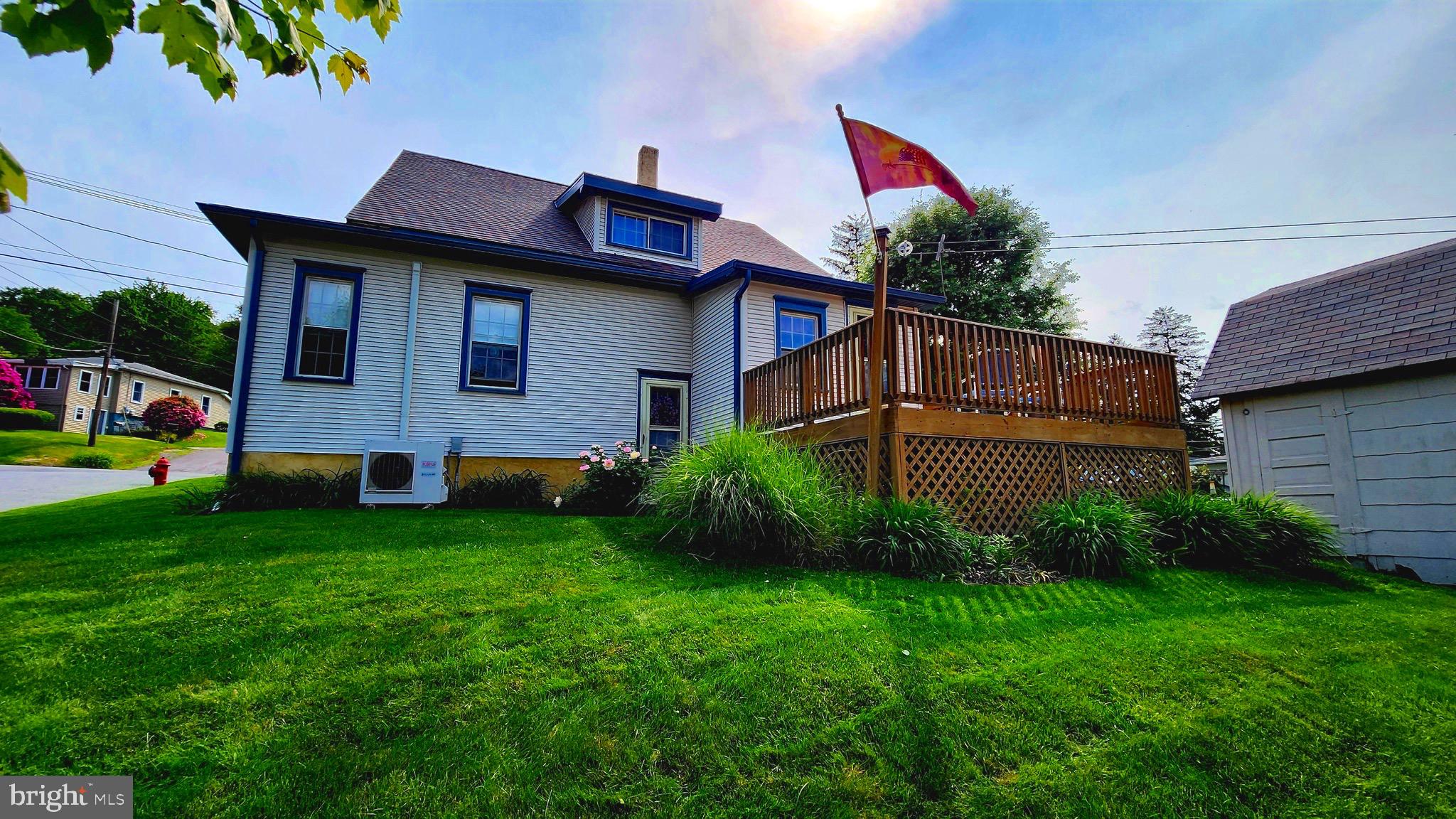 111 N PIONEER AVENUE