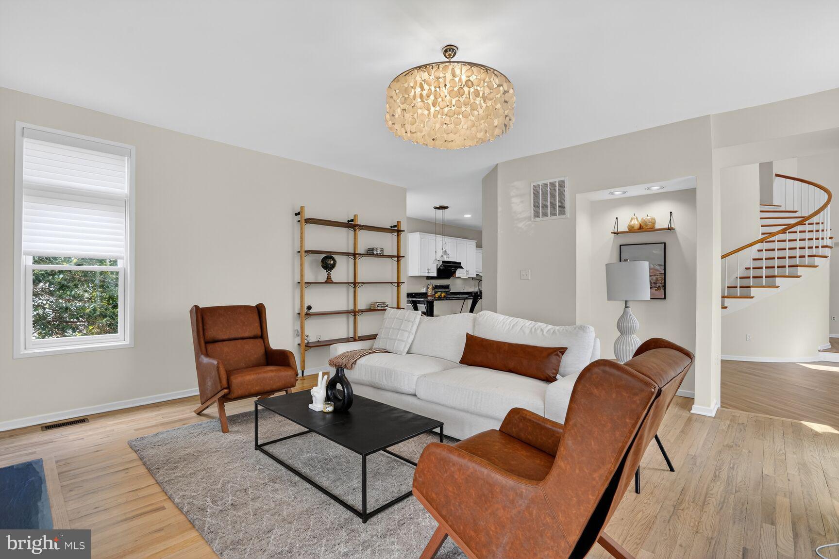 BEACON HILL - Residential