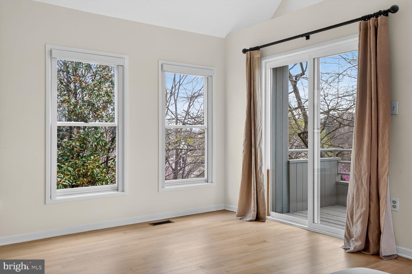 BEACON HILL - Residential