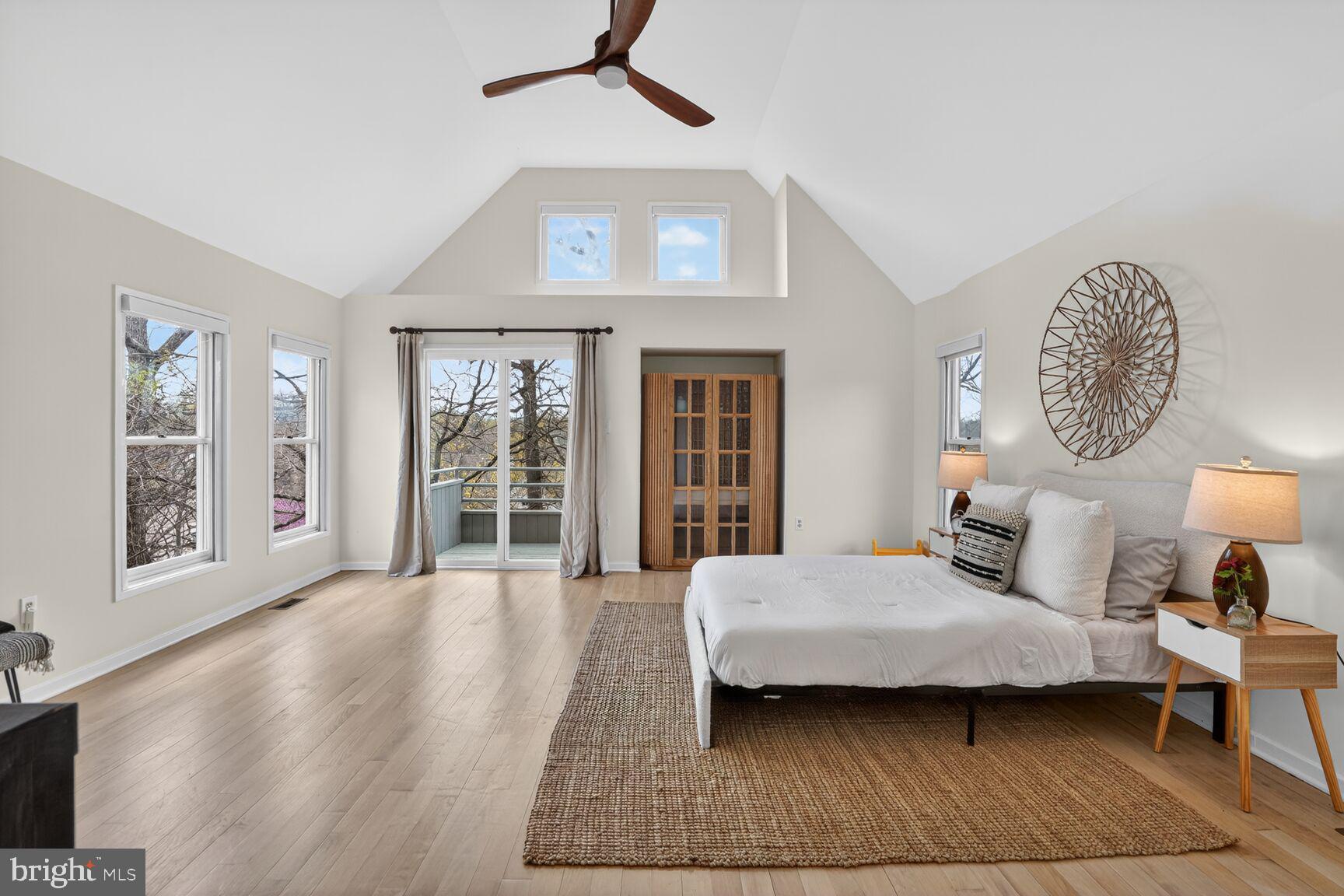 BEACON HILL - Residential