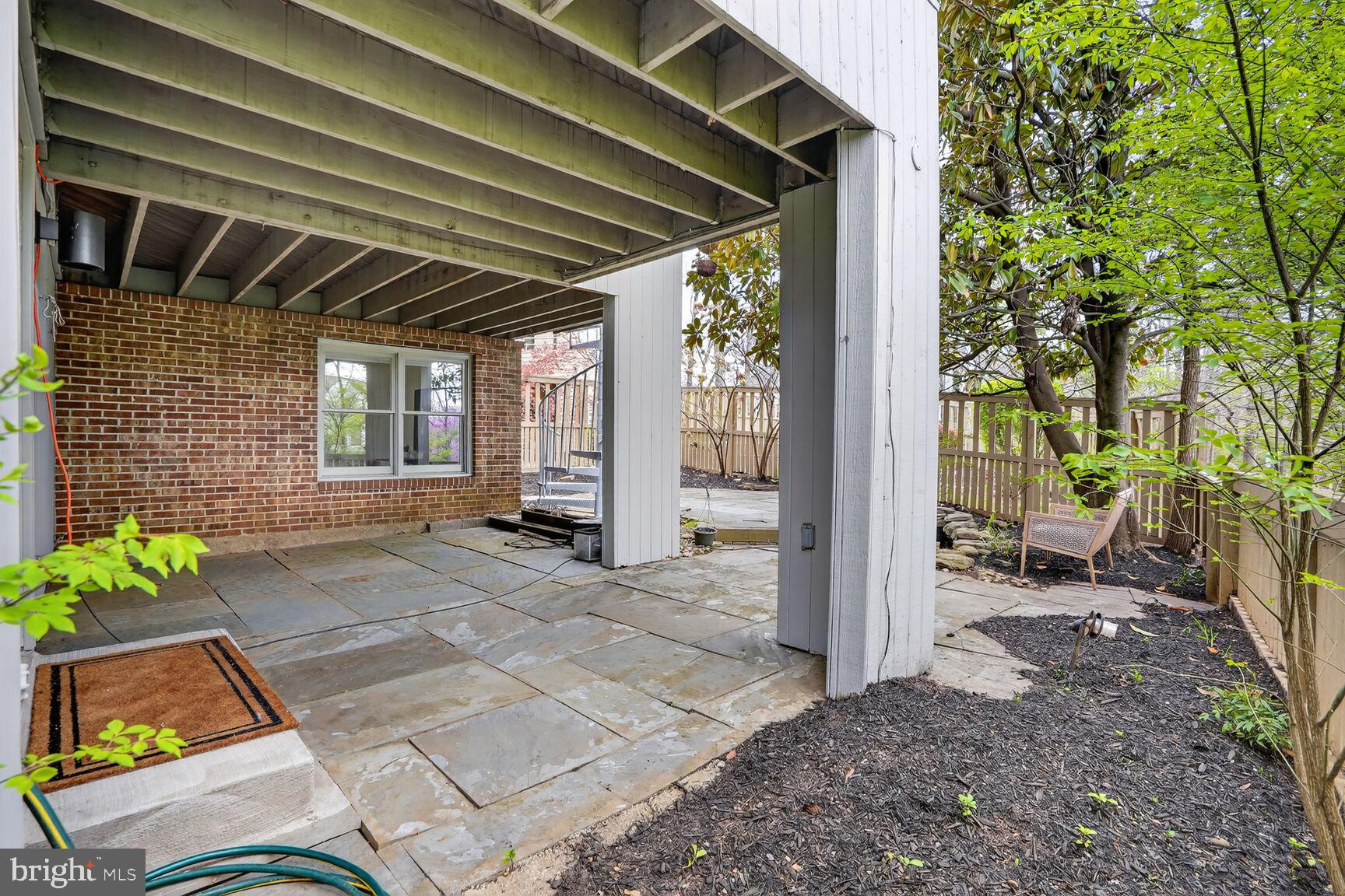 BEACON HILL - Residential