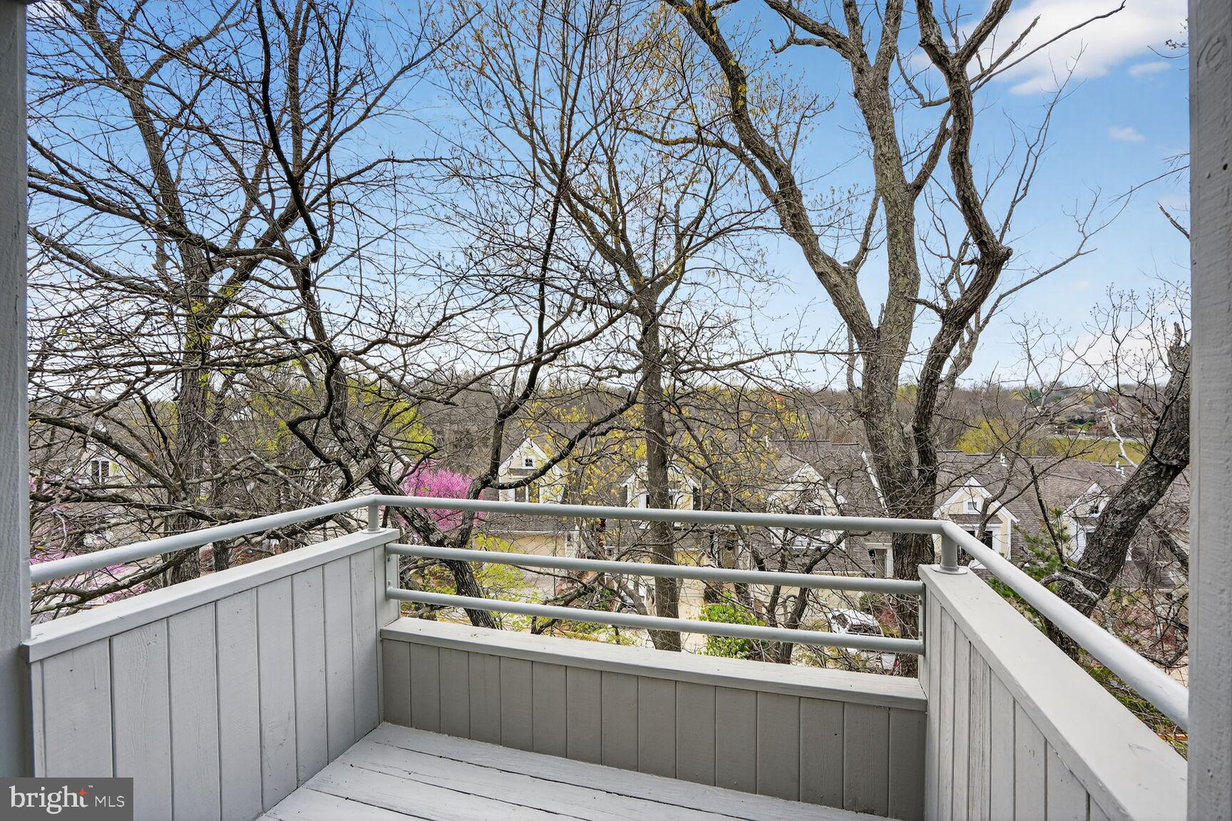 BEACON HILL - Residential