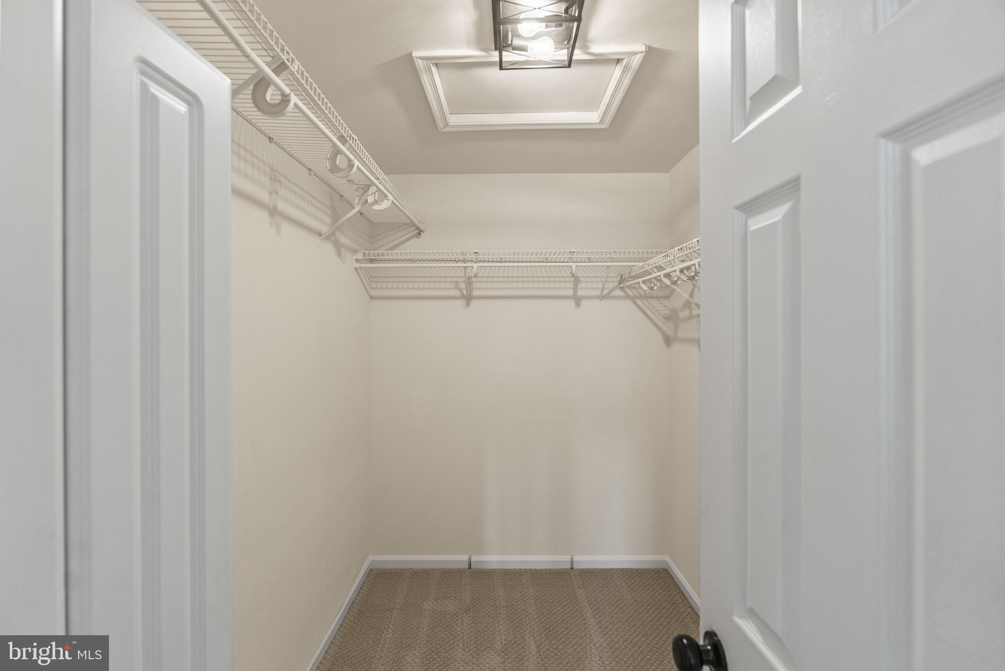 SULLY STATION - Residential