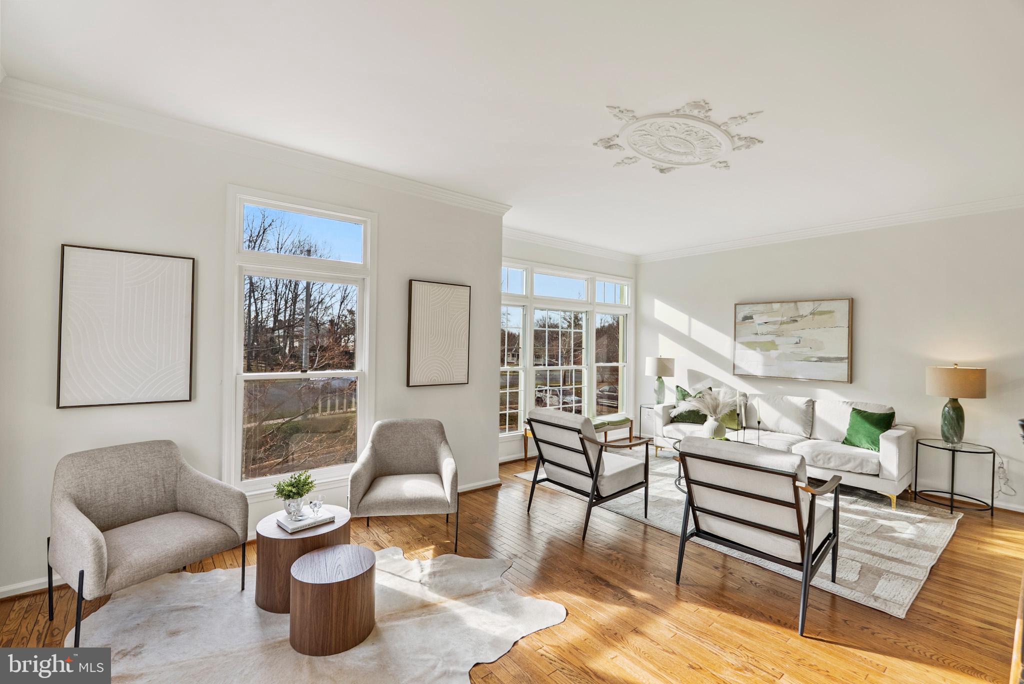 SULLY STATION - Residential