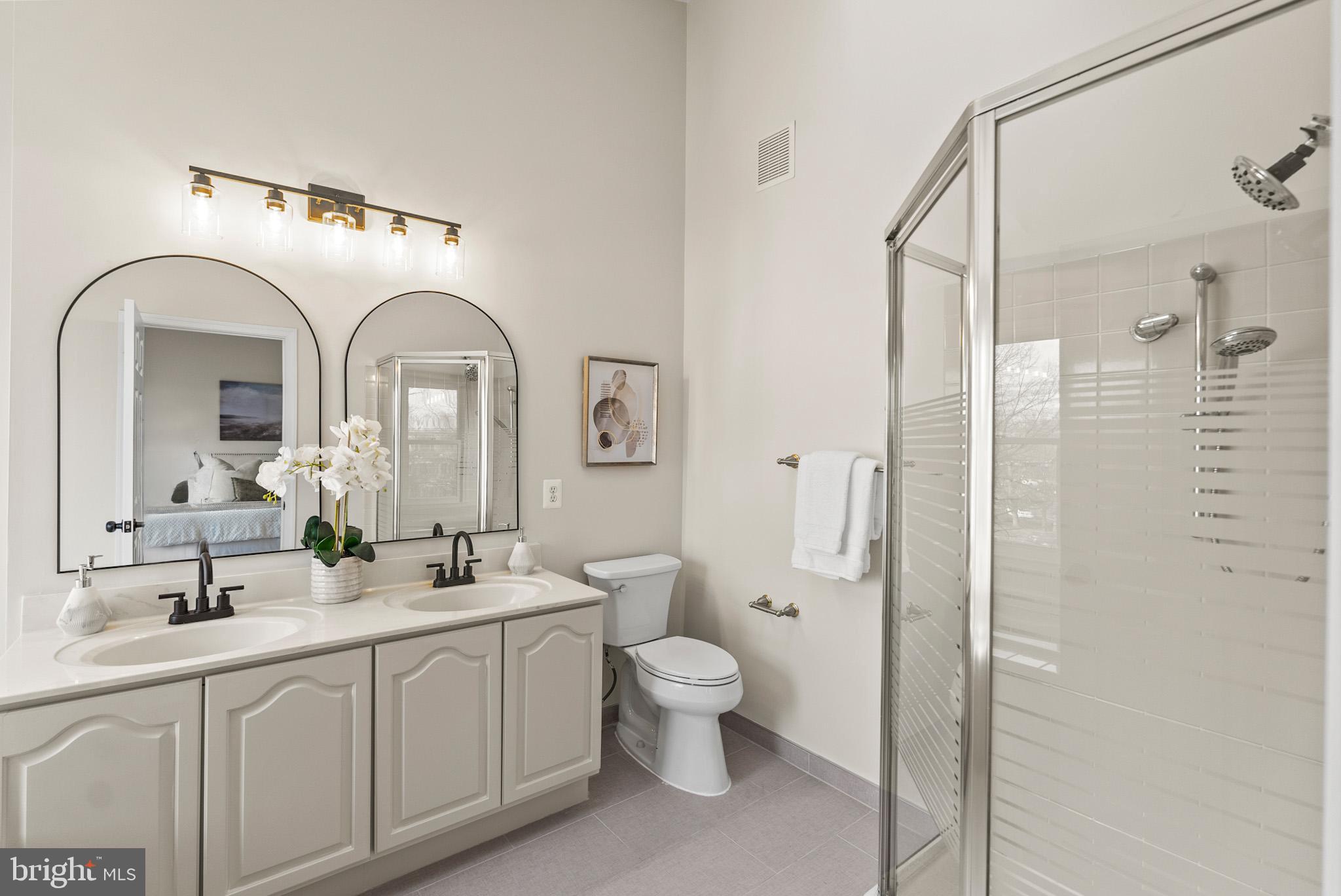 SULLY STATION - Residential