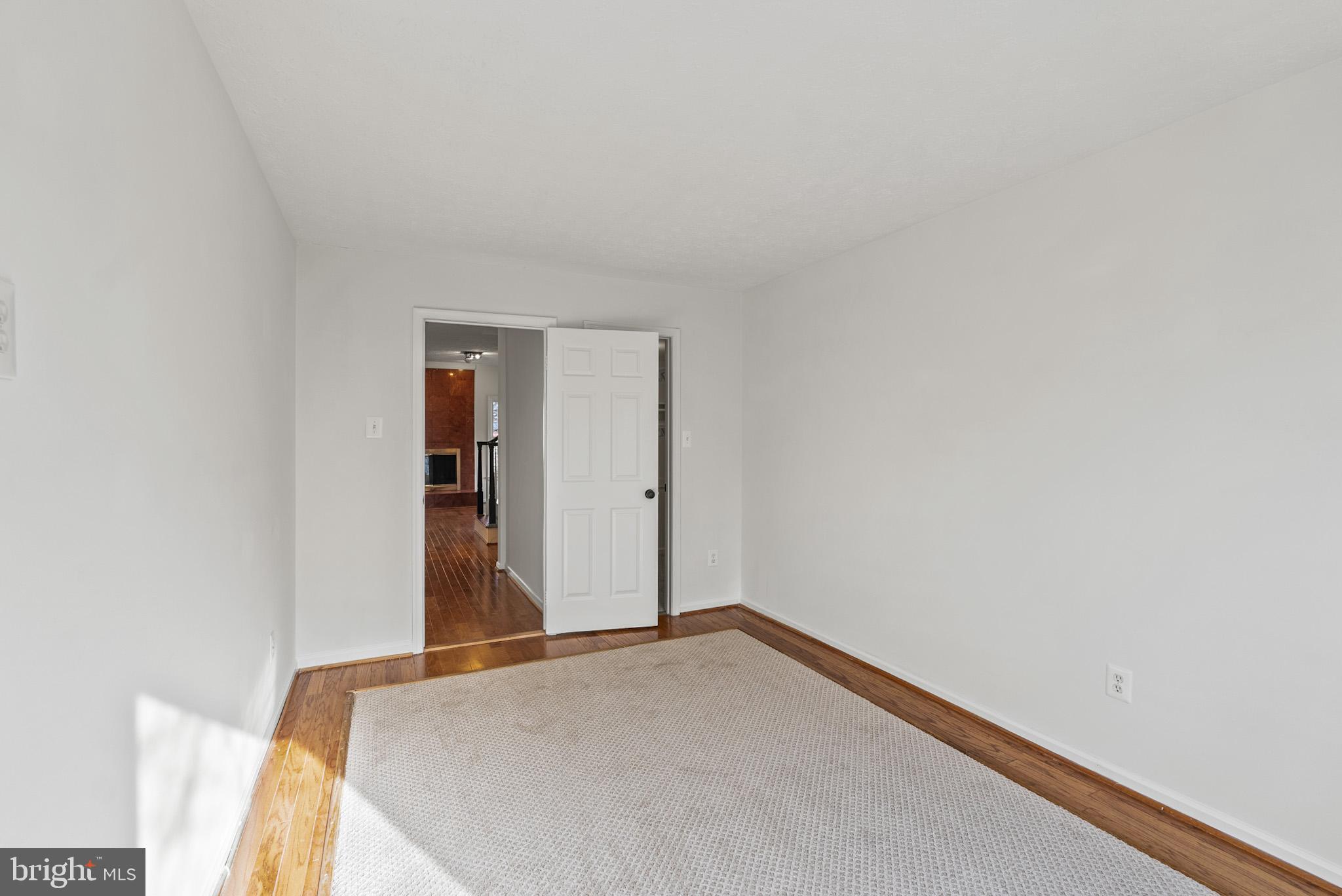 SULLY STATION - Residential