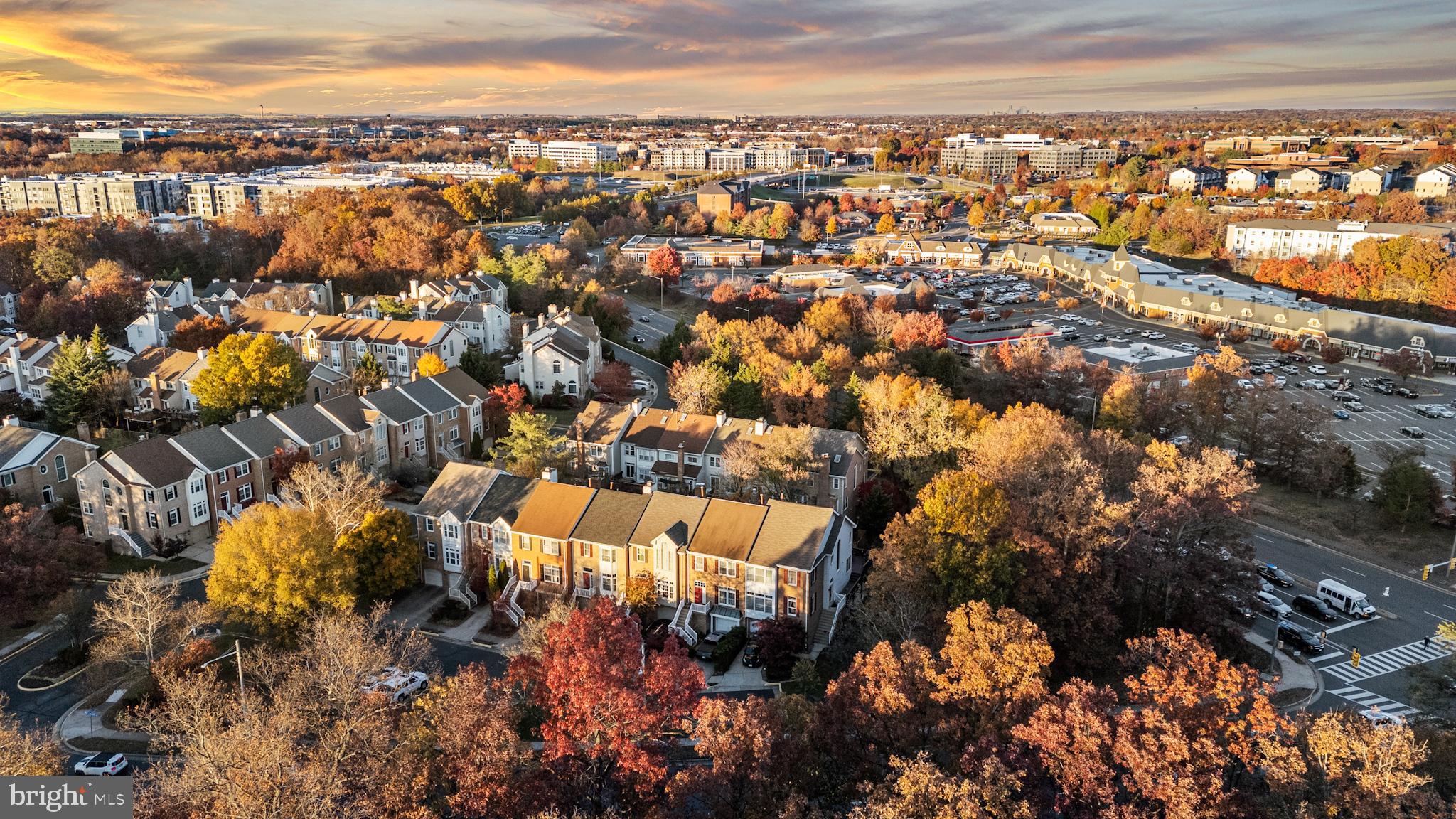 SULLY STATION - Residential