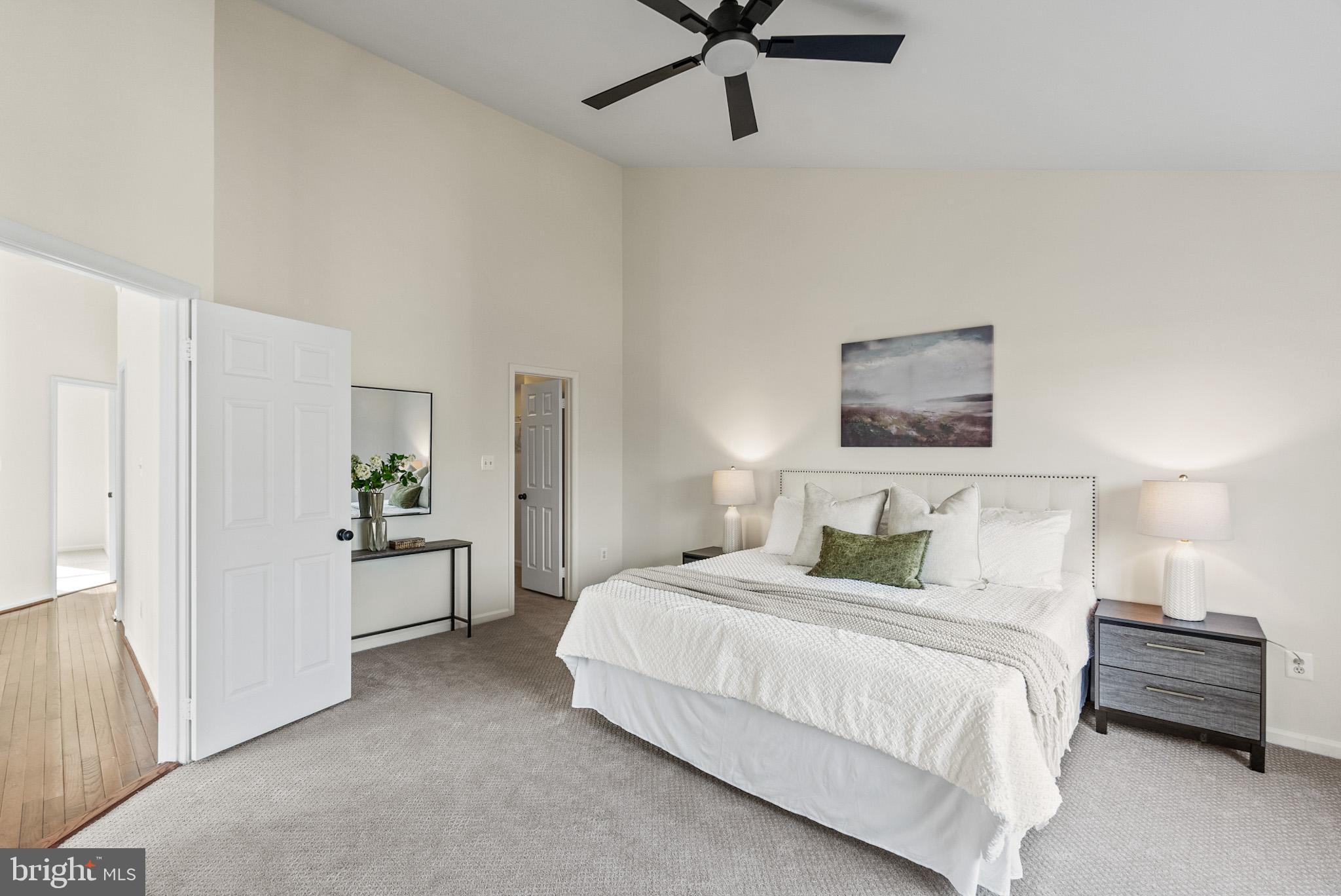 SULLY STATION - Residential