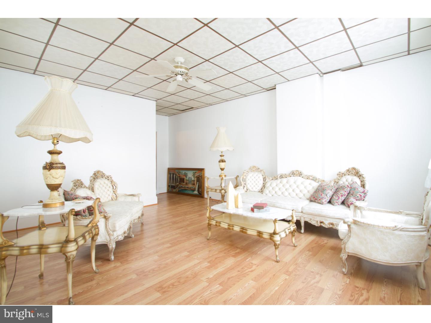 POINT BREEZE - Residential