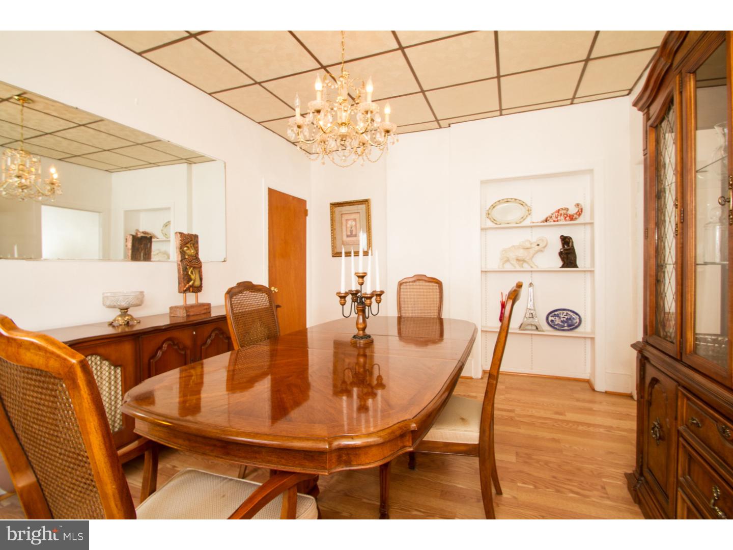 POINT BREEZE - Residential