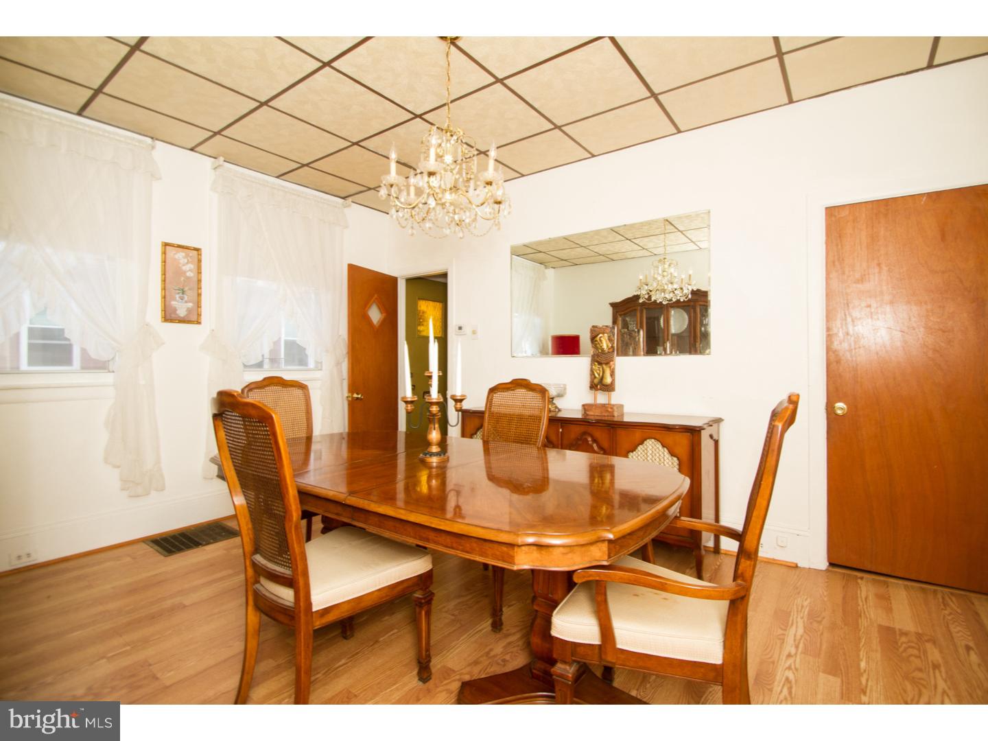 POINT BREEZE - Residential