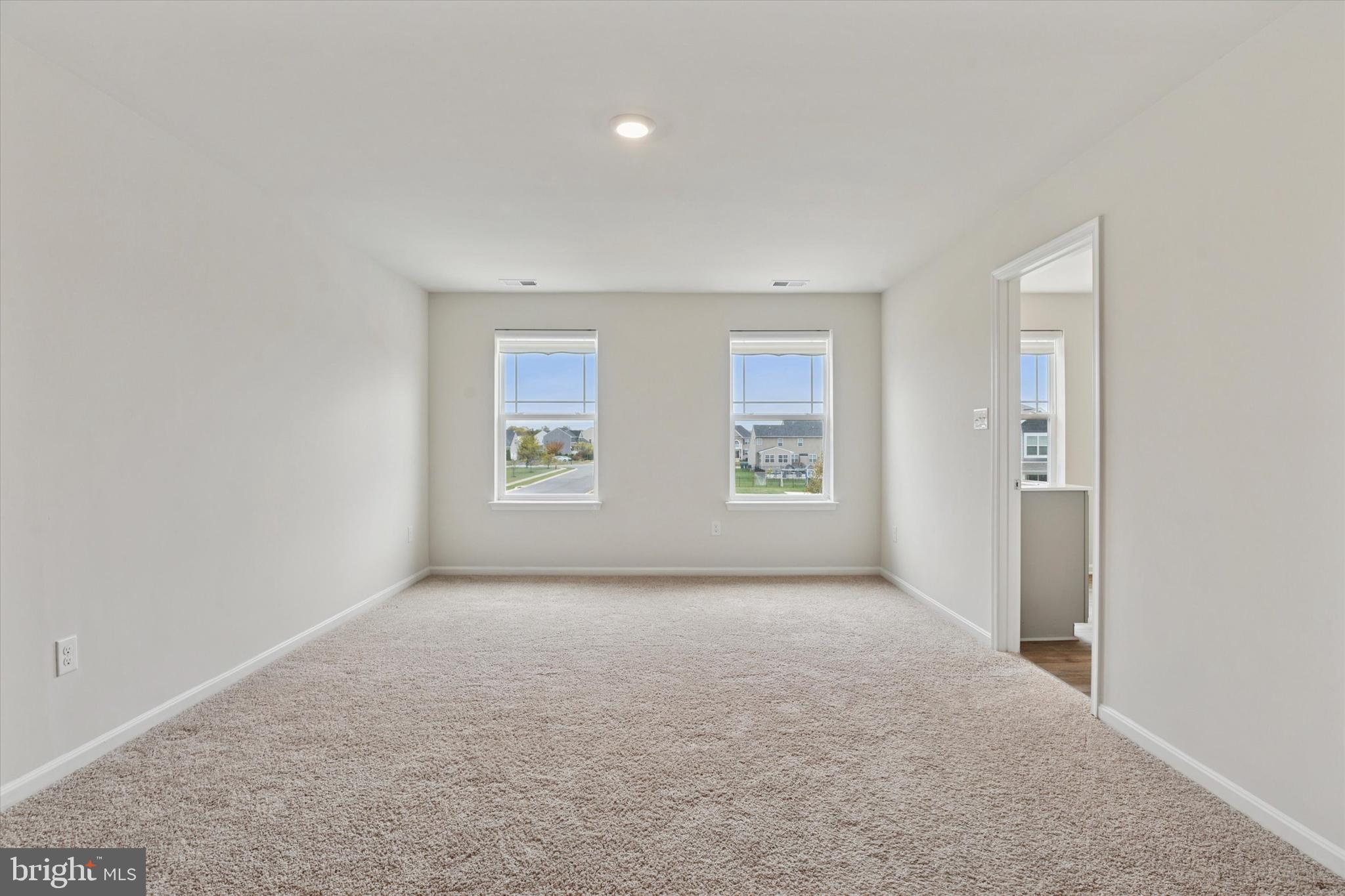 SHANNON COVE - Residential