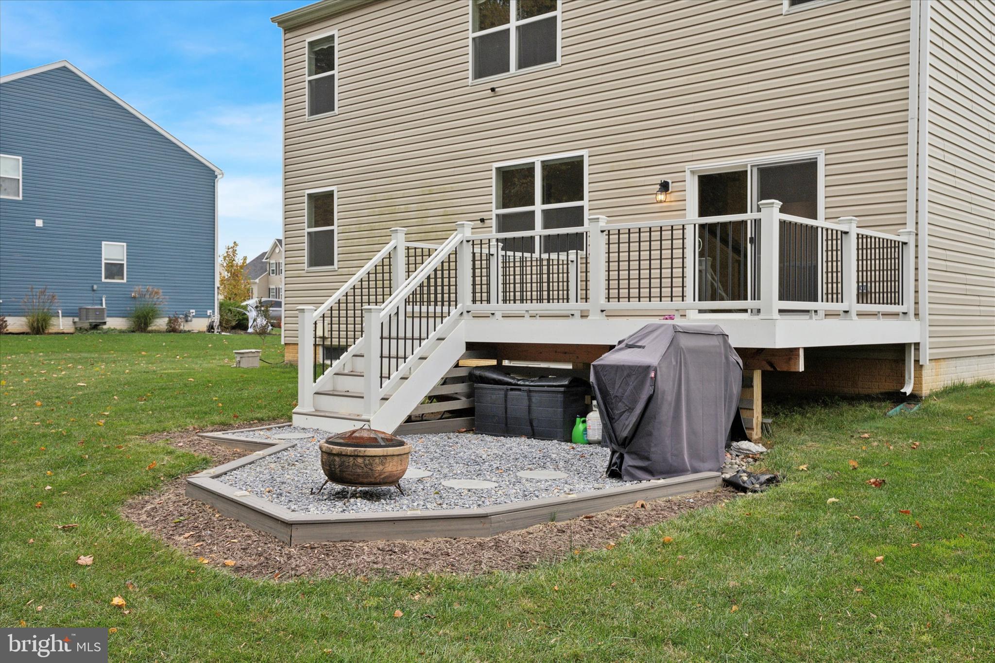 SHANNON COVE - Residential