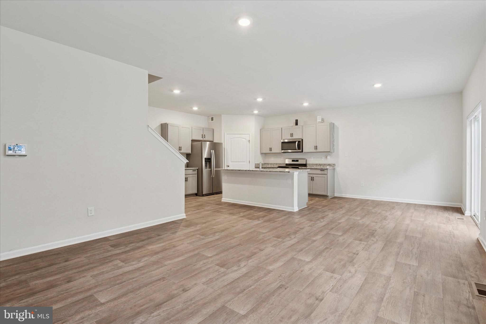 SHANNON COVE - Residential