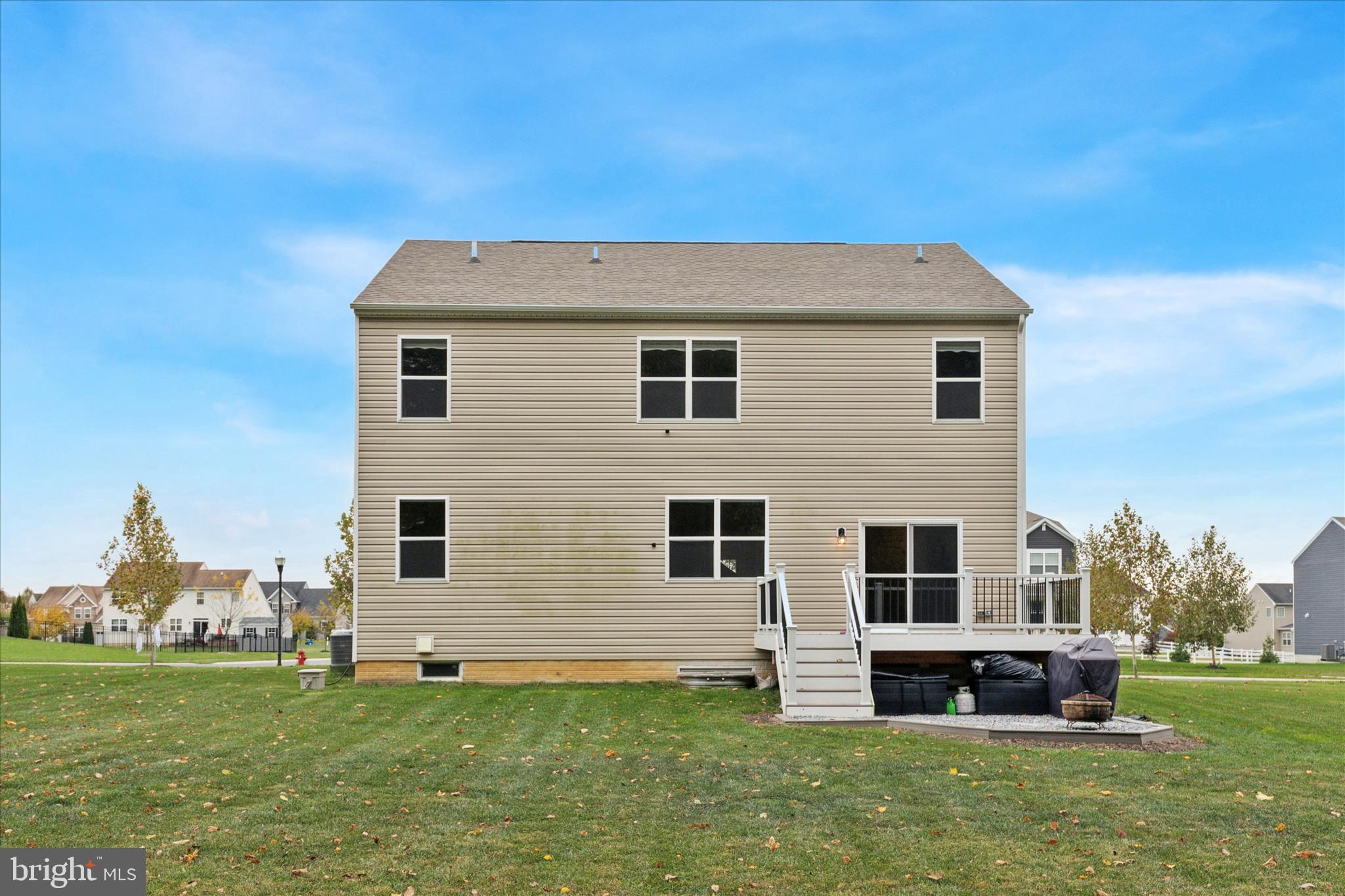 SHANNON COVE - Residential